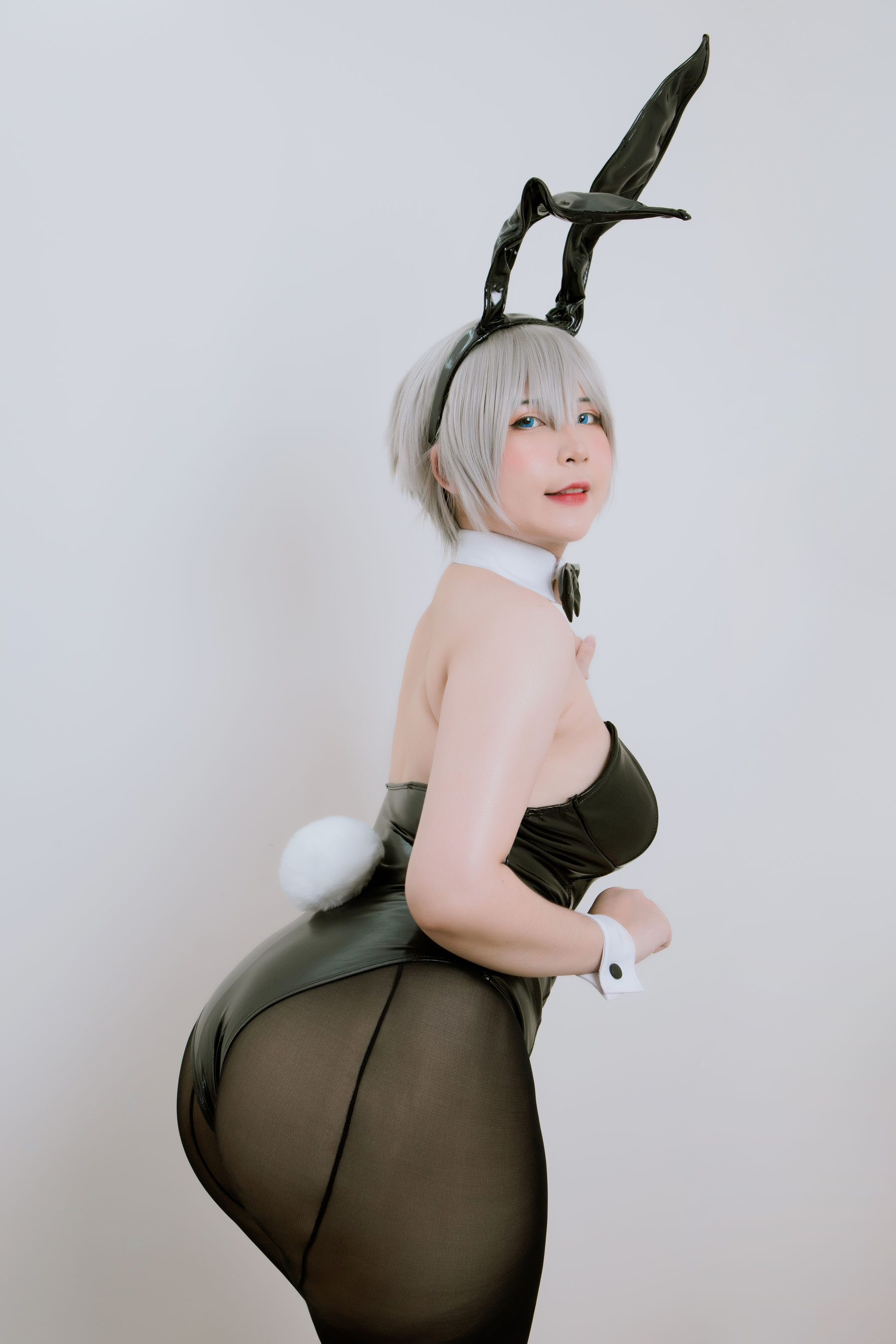 [网红COSER写真] Uy Uy - Uzaki Bunny Suit第3张