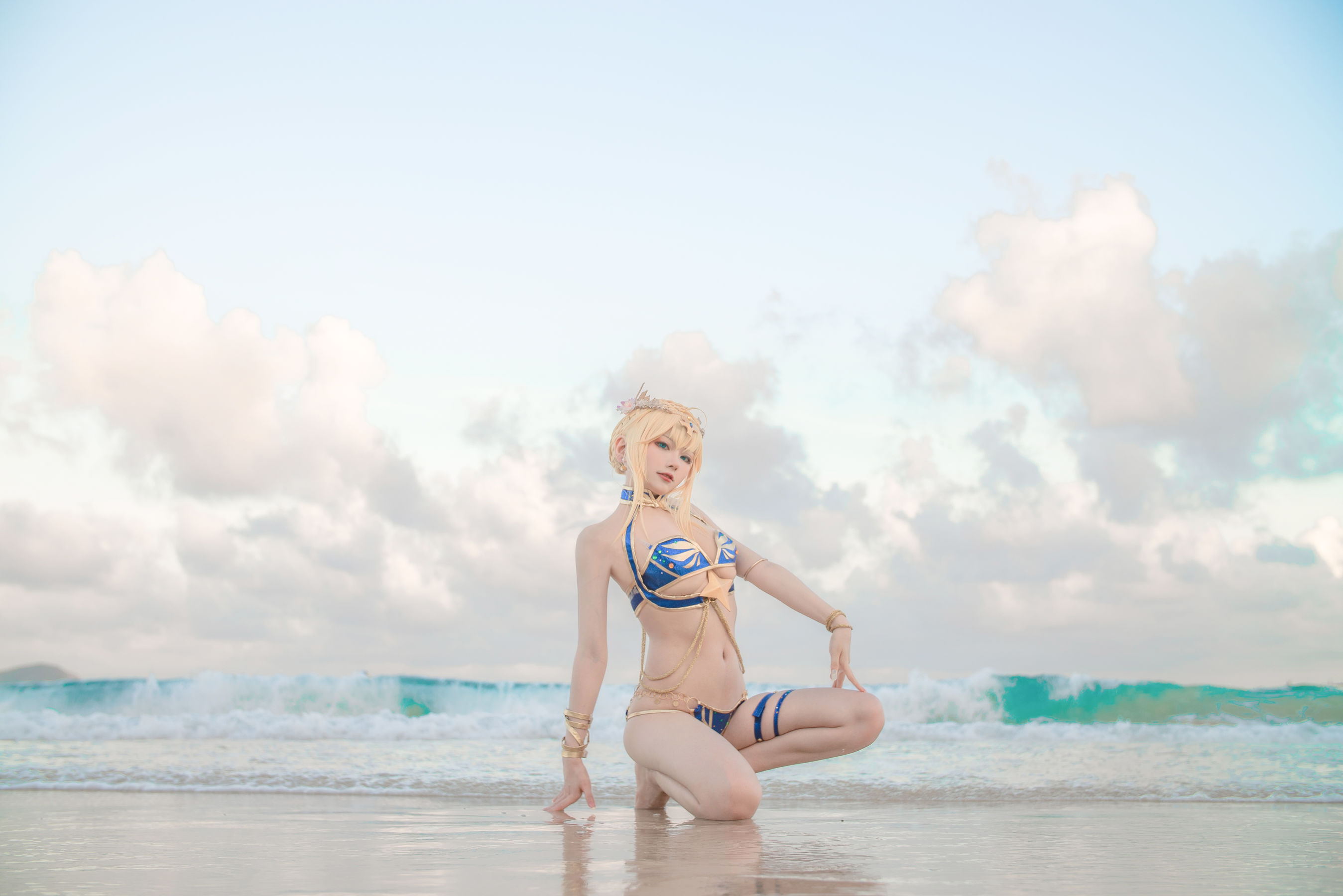 [网红COSER写真] 起司块wii写真 - 白枪泳装第6张