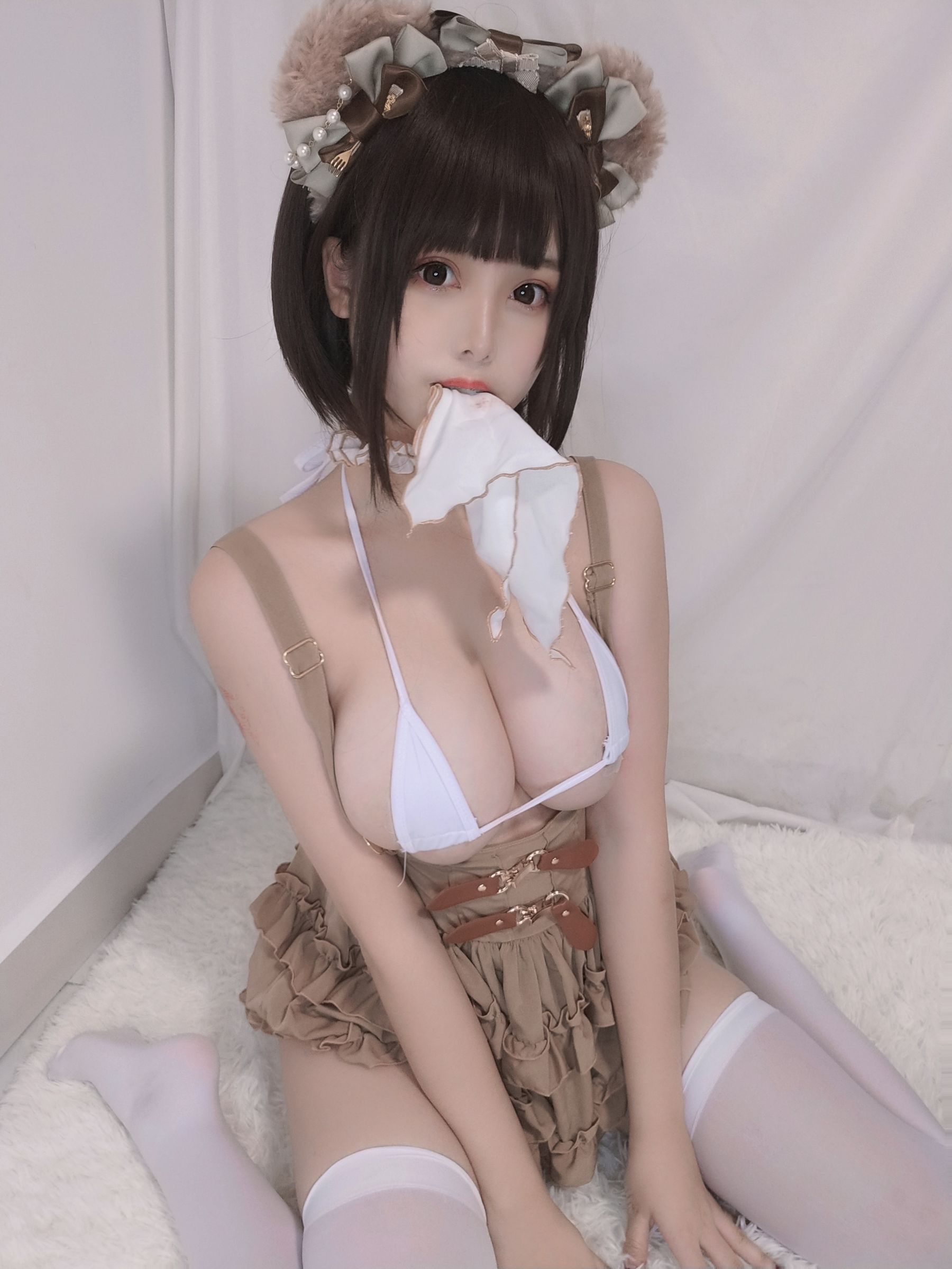 [COS福利] 萌系小姐姐蜜汁猫裘 - 小熊第6张