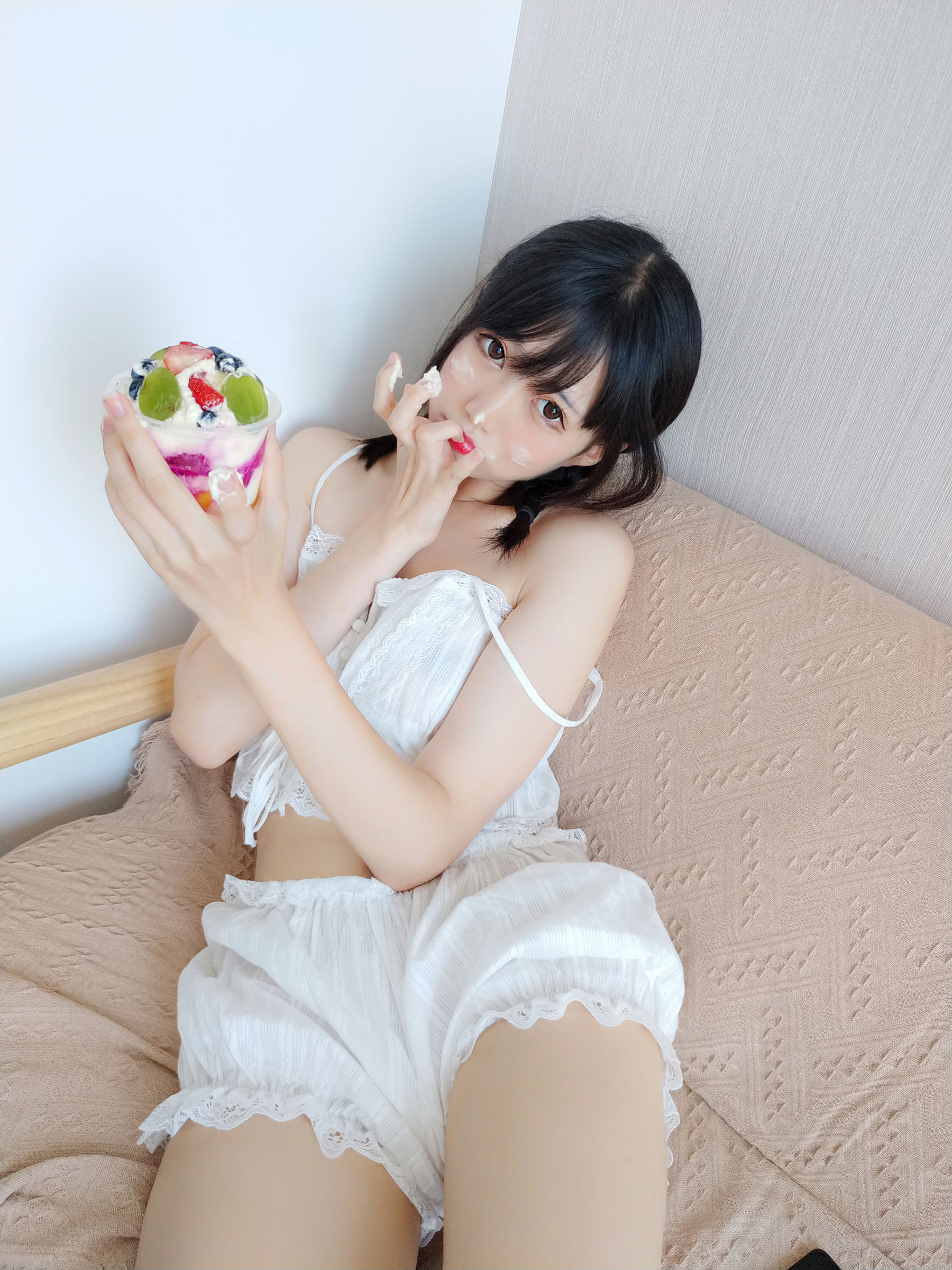 [COS福利] NAGISA魔物喵[fantia] - 純情な少女第1张