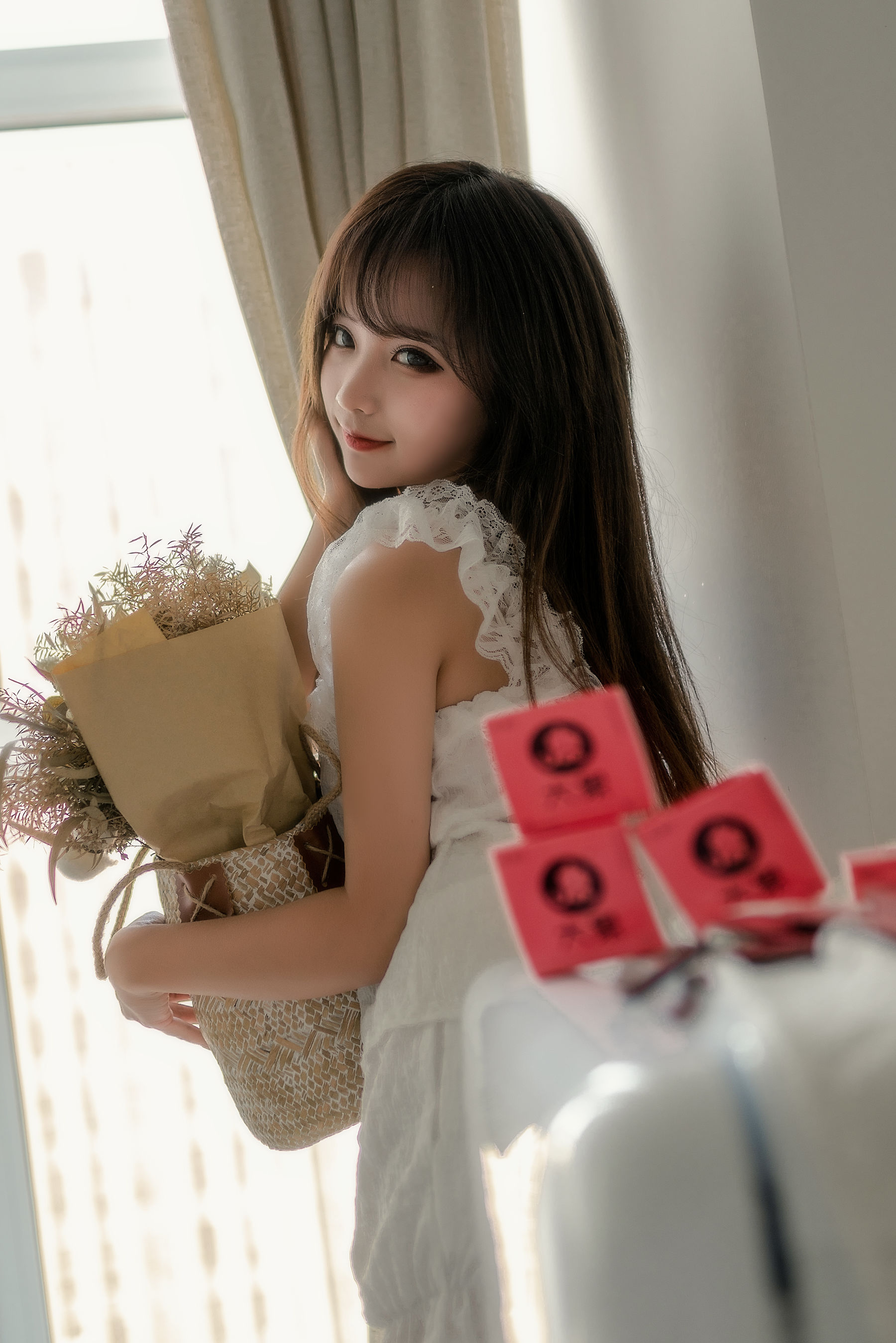 [COS福利] 动漫博主蠢沫沫 - 大象 白睡衣第7张