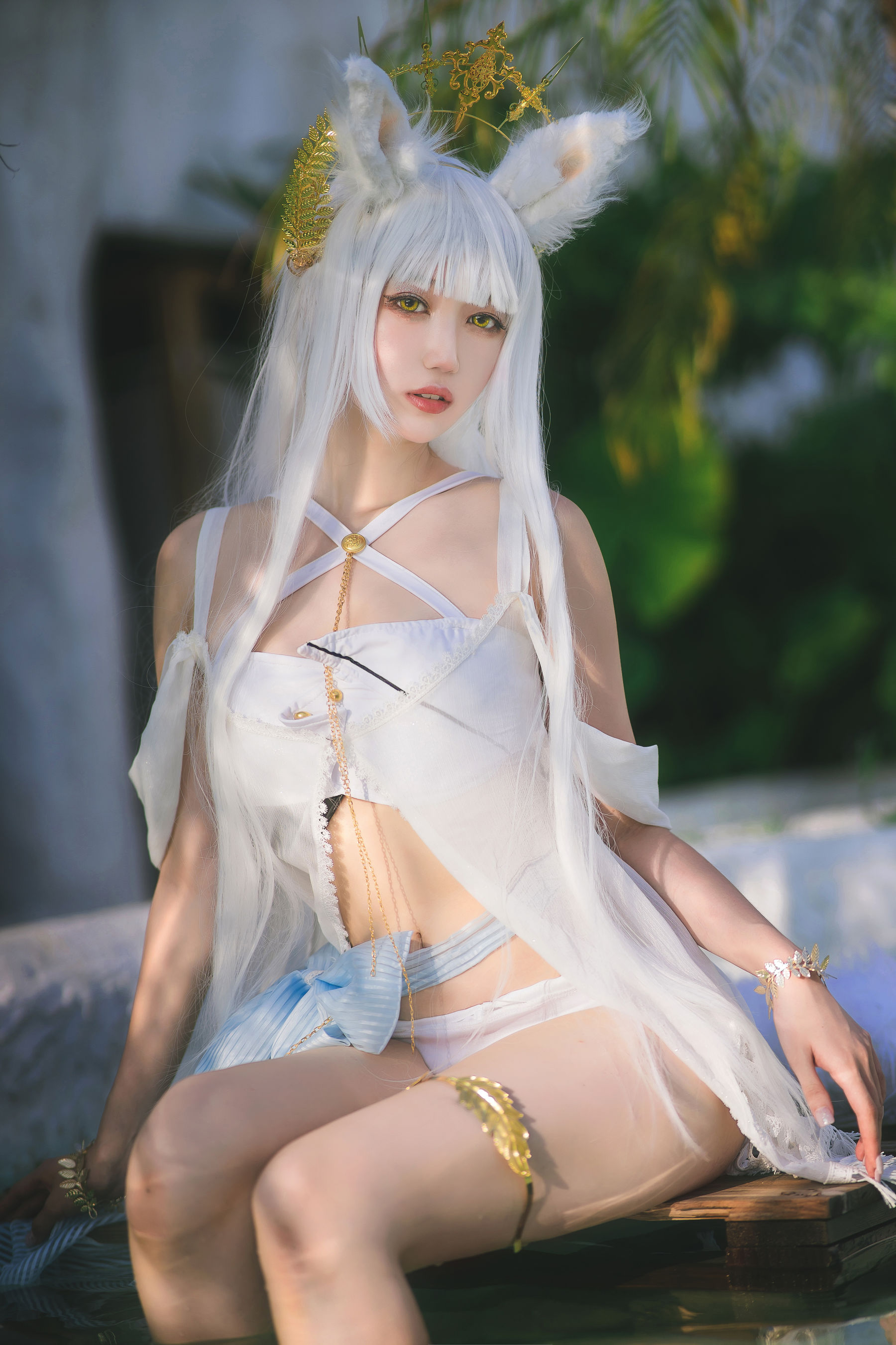 [COS福利] 周叽是可爱兔兔 - 白金泳装第9张