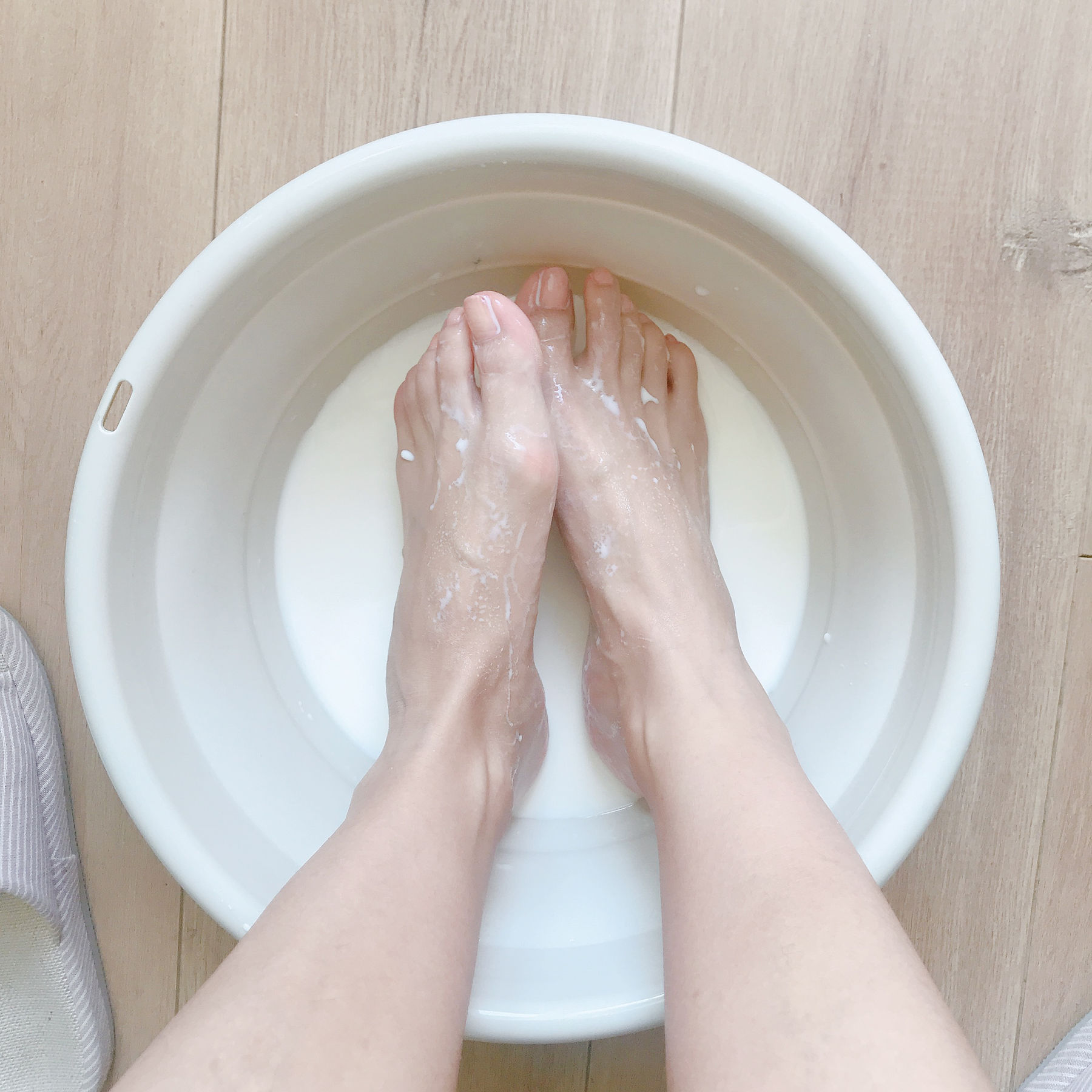 [福利COS] 安乔乔儿(Nia乔乔) No.001 牛奶洗脚第23张