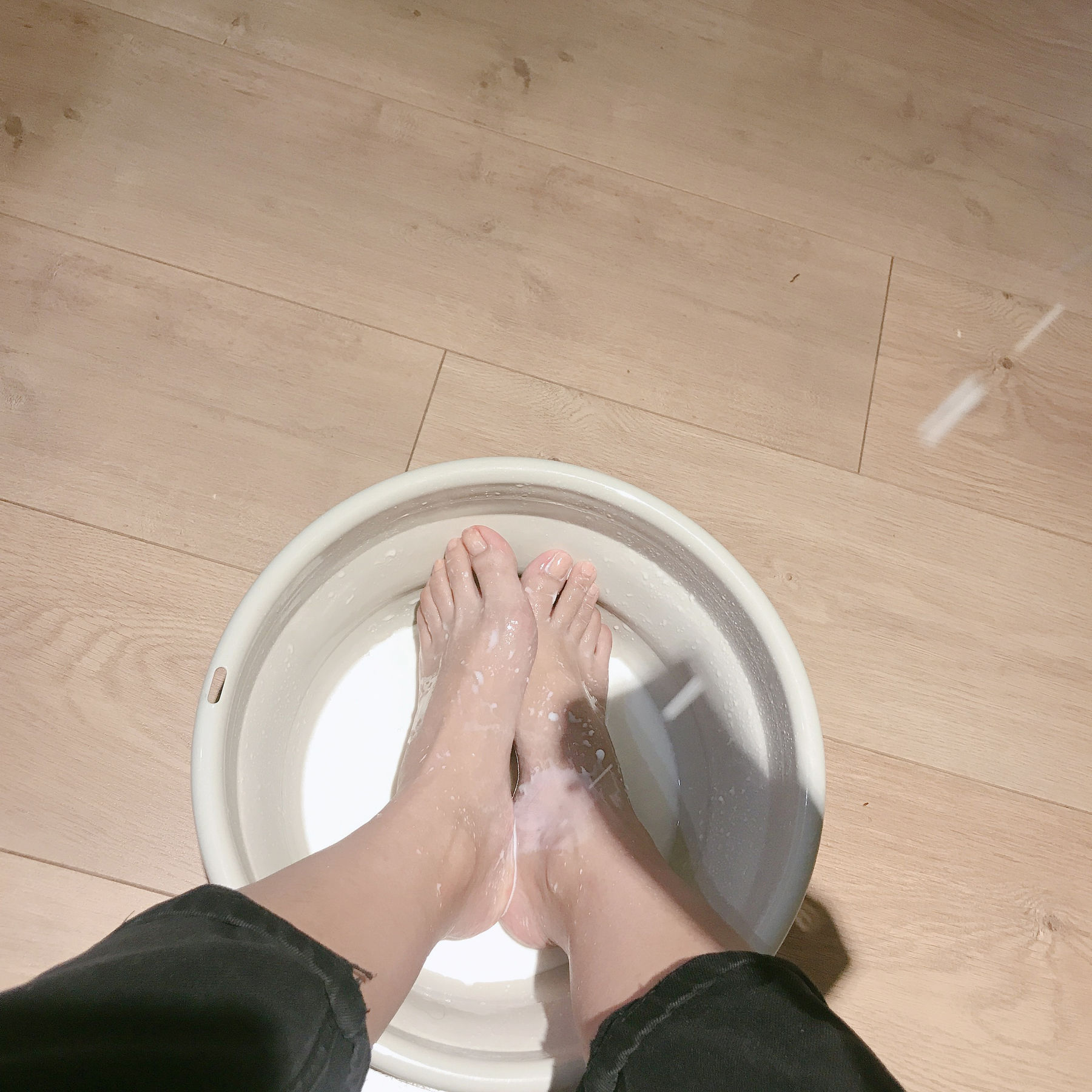 [福利COS] 安乔乔儿(Nia乔乔) No.001 牛奶洗脚第12张