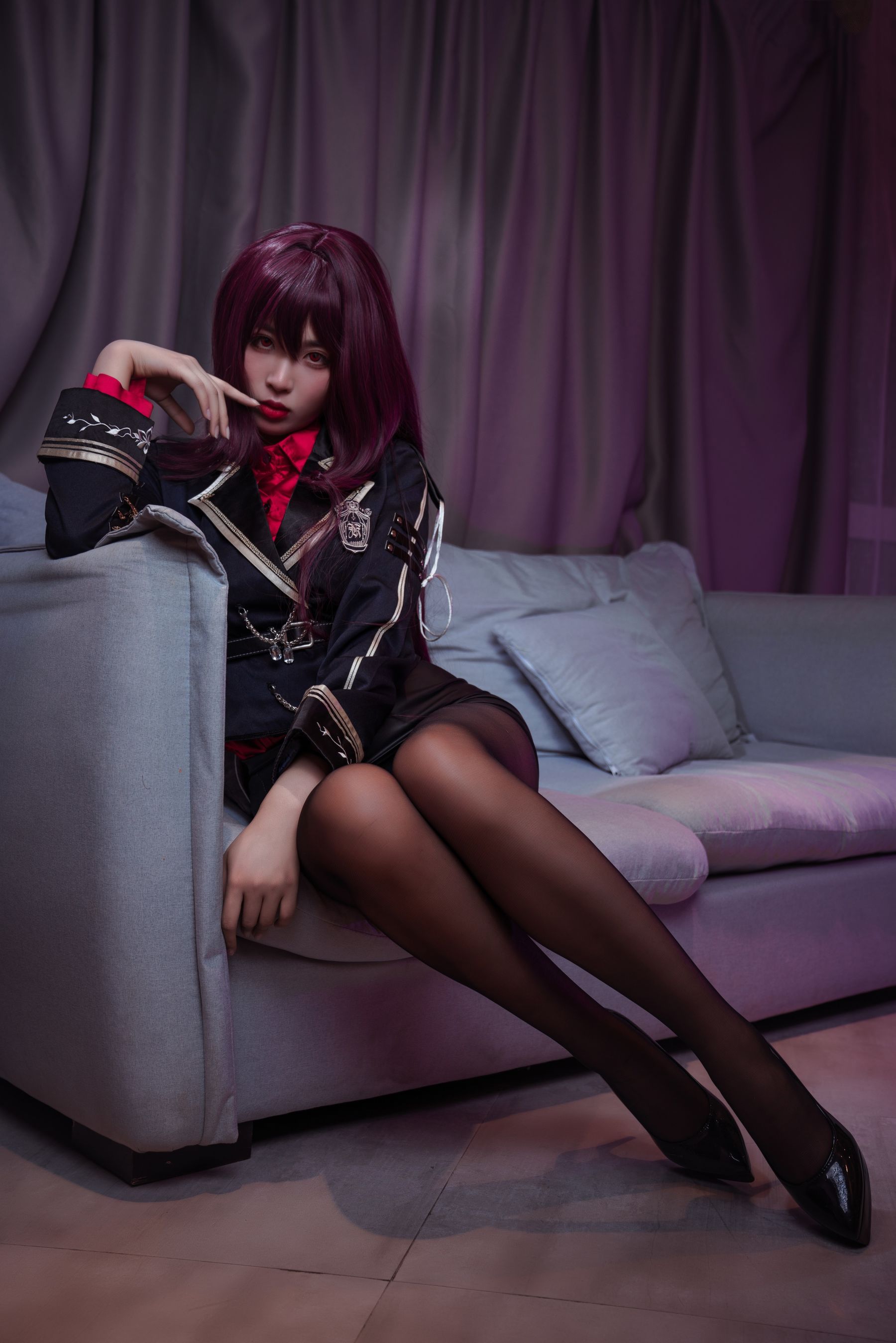 [网红COS] 轩萧学姐 - 师匠OL第3张