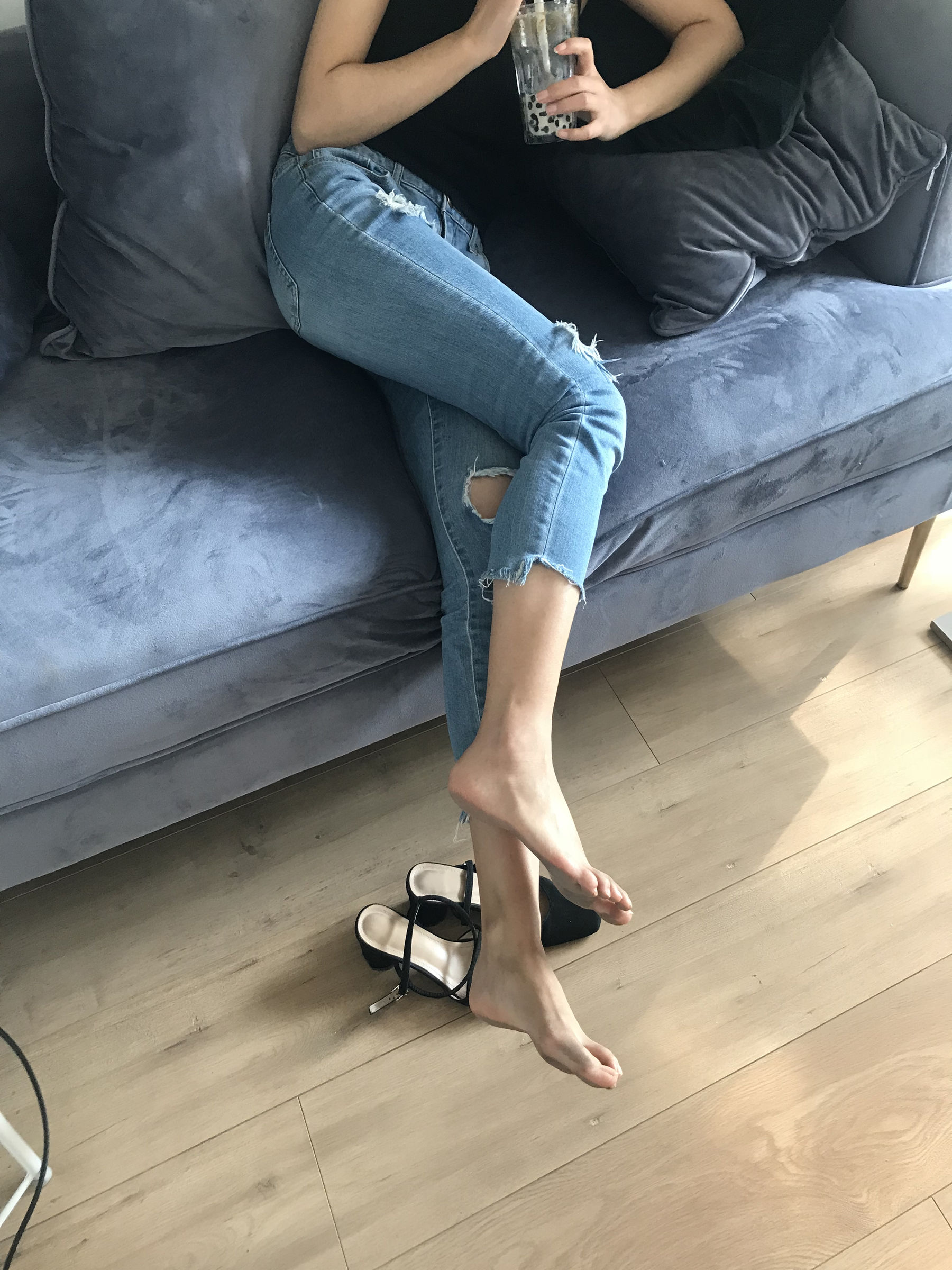 [福利COS] 安乔乔儿(Nia乔乔) No.015 脏脚踩鸡蛋第23张