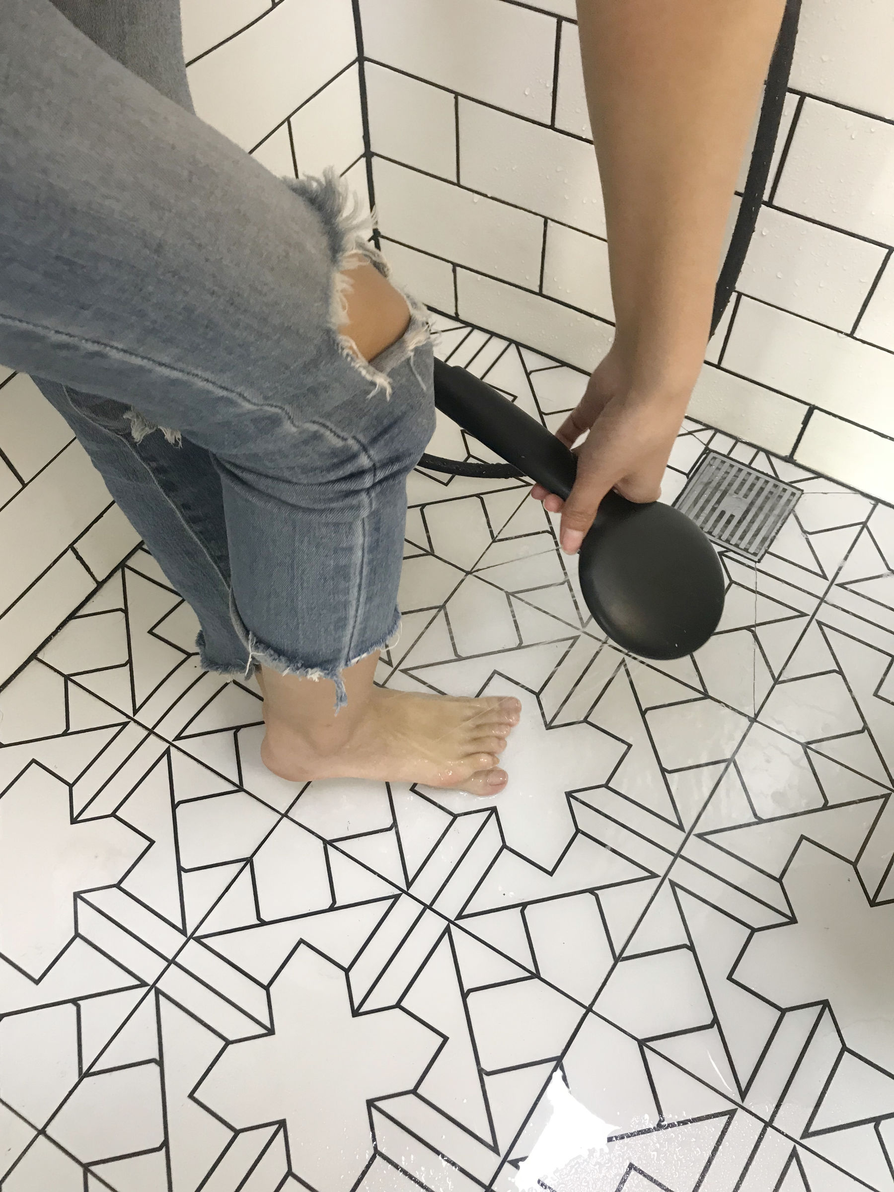 [福利COS] 安乔乔儿(Nia乔乔) No.015 脏脚踩鸡蛋第39张