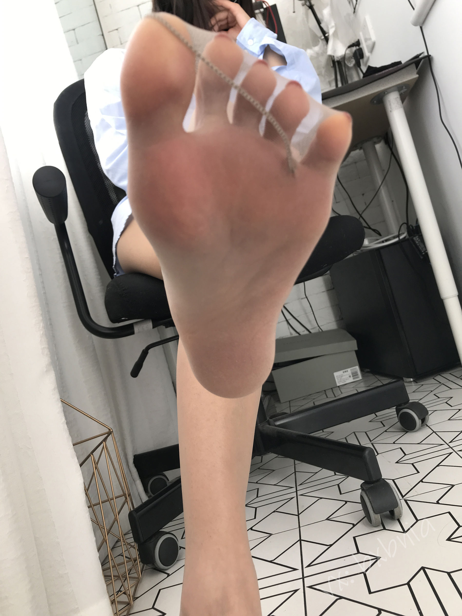 [福利COS] 安乔乔儿(Nia乔乔) No.011 Soho的快乐第22张