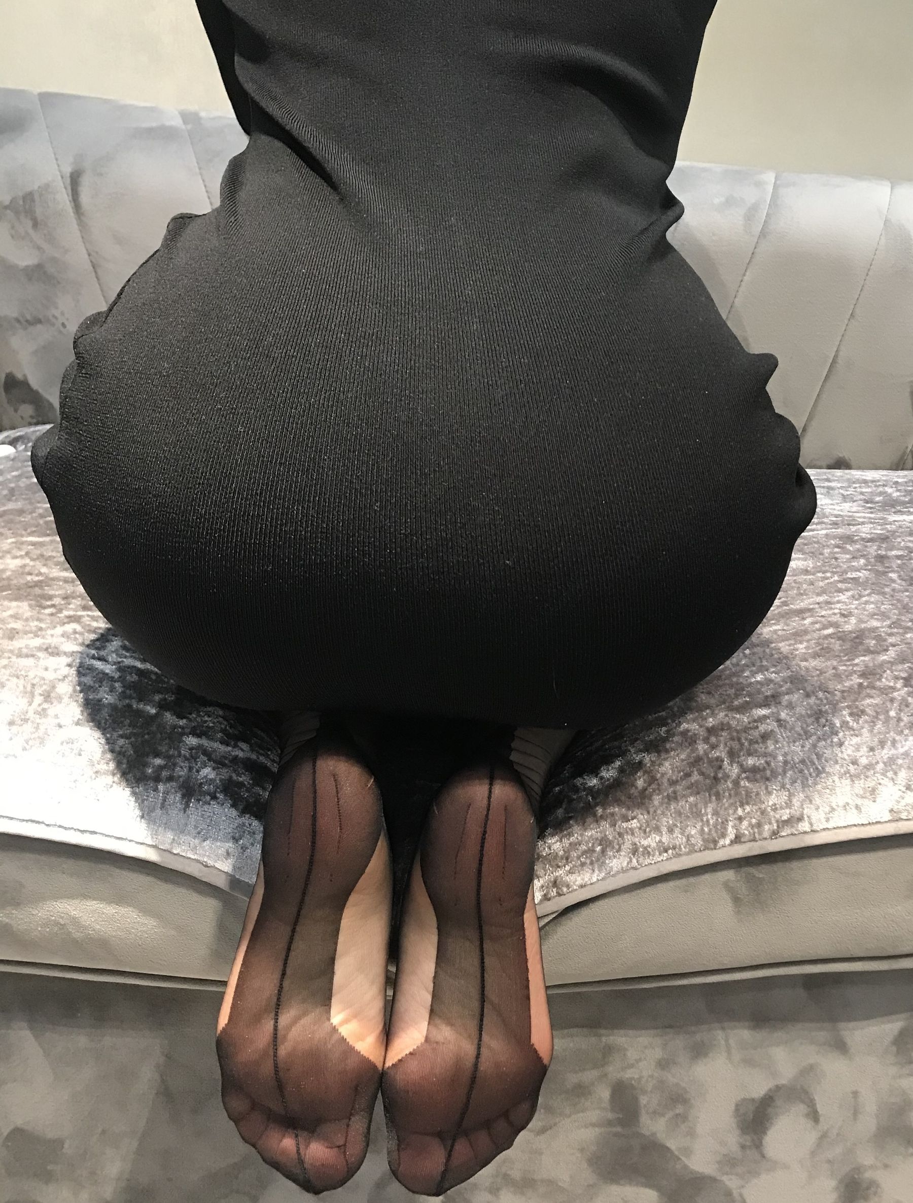 [福利COS] 丝足博主麋鹿_Monroe 2020.05.08 红高黑吊第3张