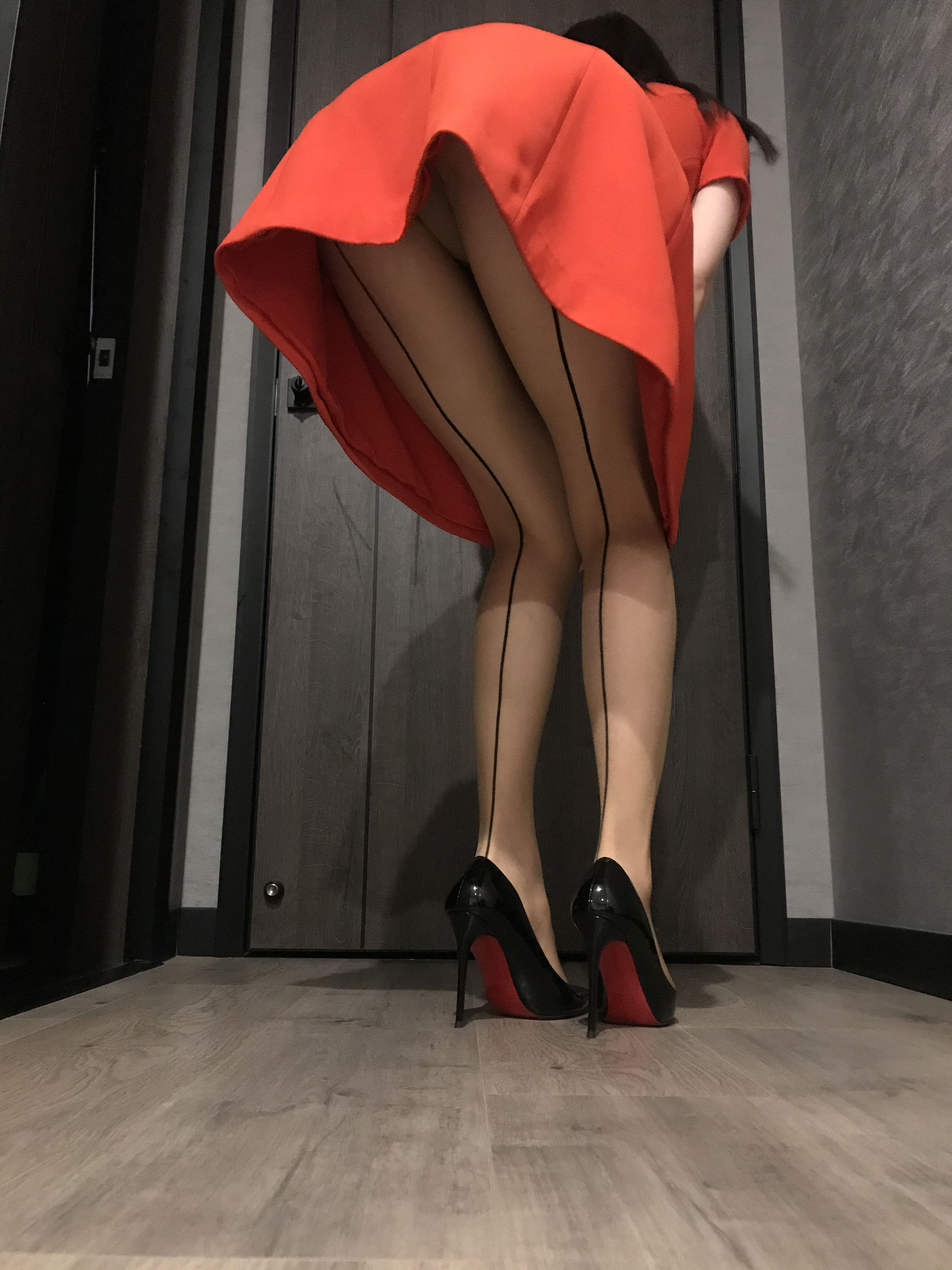 [福利COS] 丝足博主麋鹿_Monroe 2020.07.02 情趣线条丝袜第4张