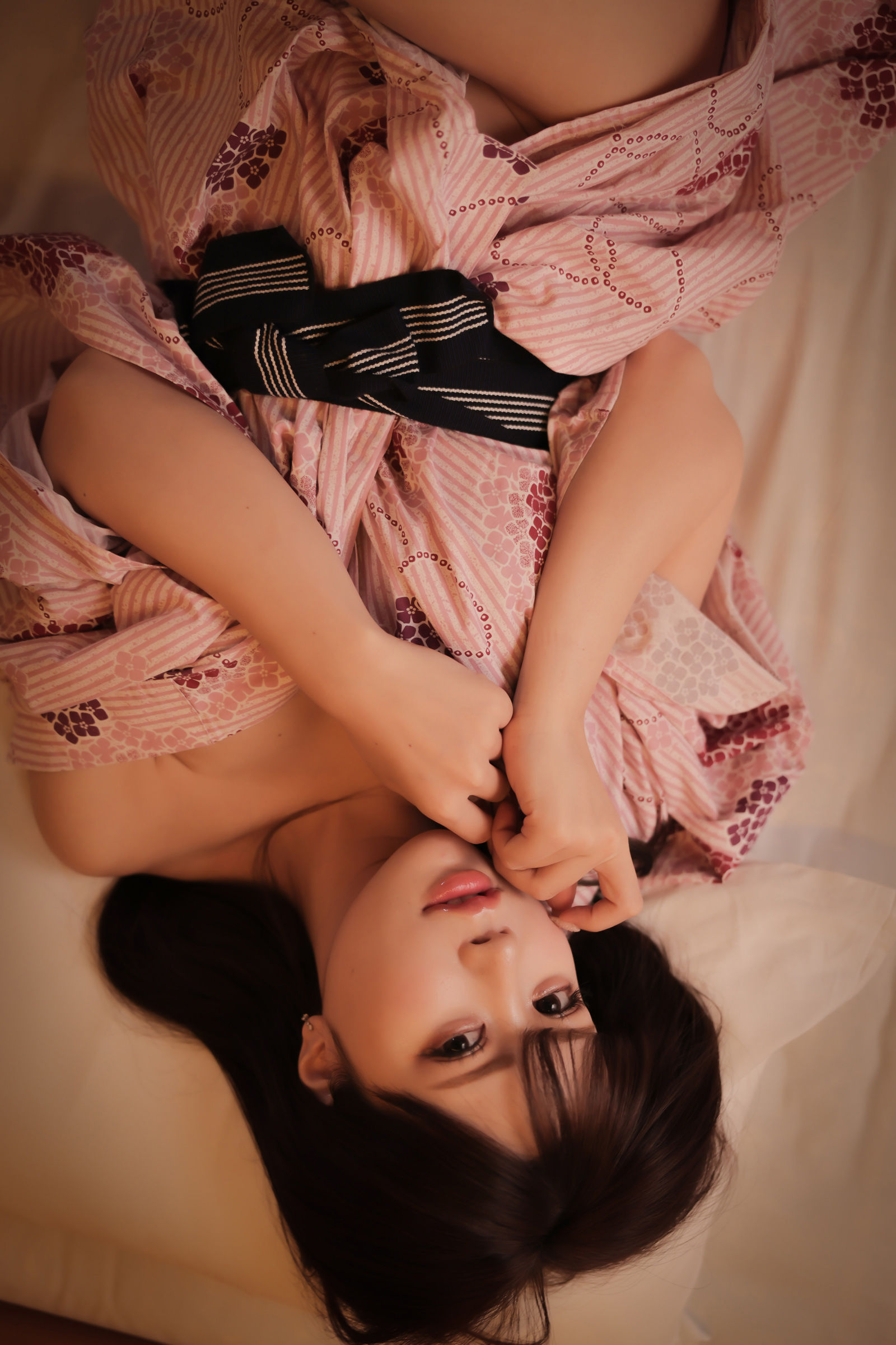 [福利COS] Mai Shirota 白田まい 白田まいと、貸切温泉と、濃厚接触第73张