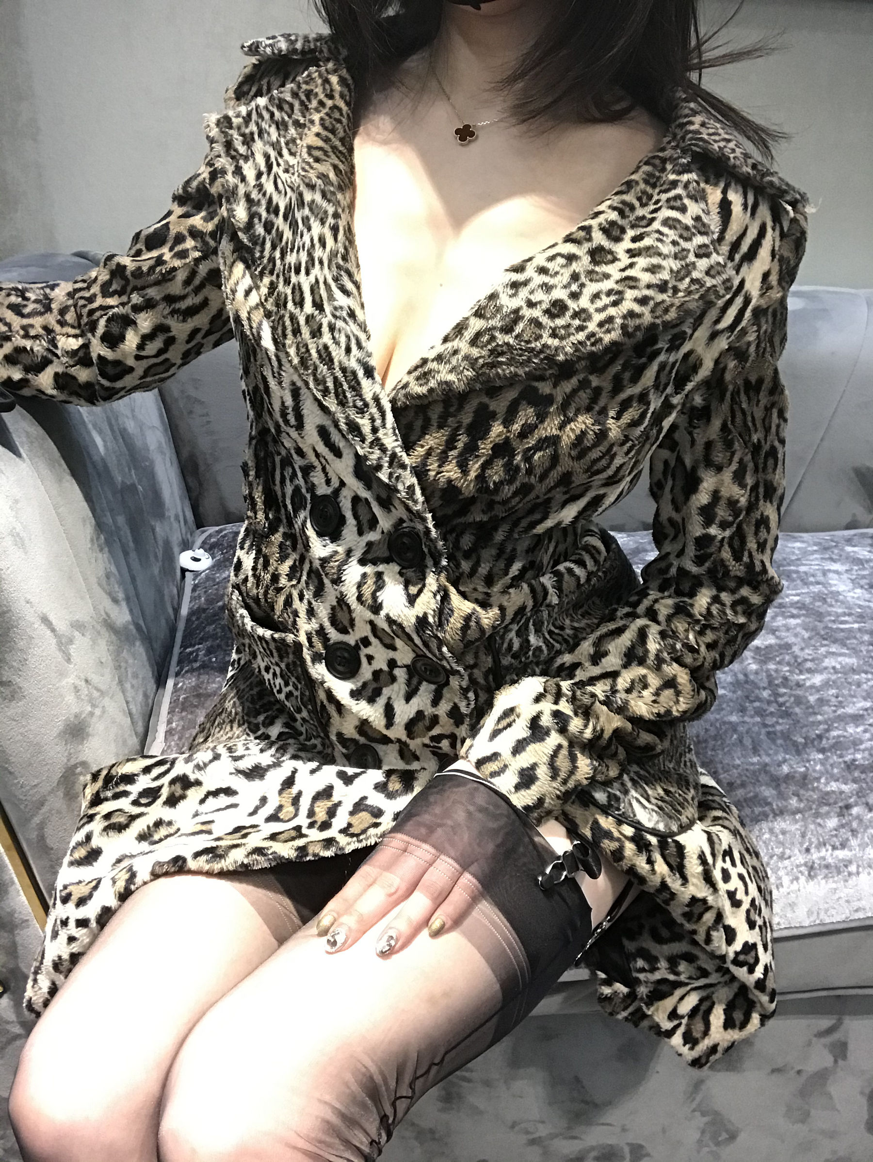 [福利COS] 丝足博主麋鹿_Monroe 2020.04.13 皮草丝惑第15张