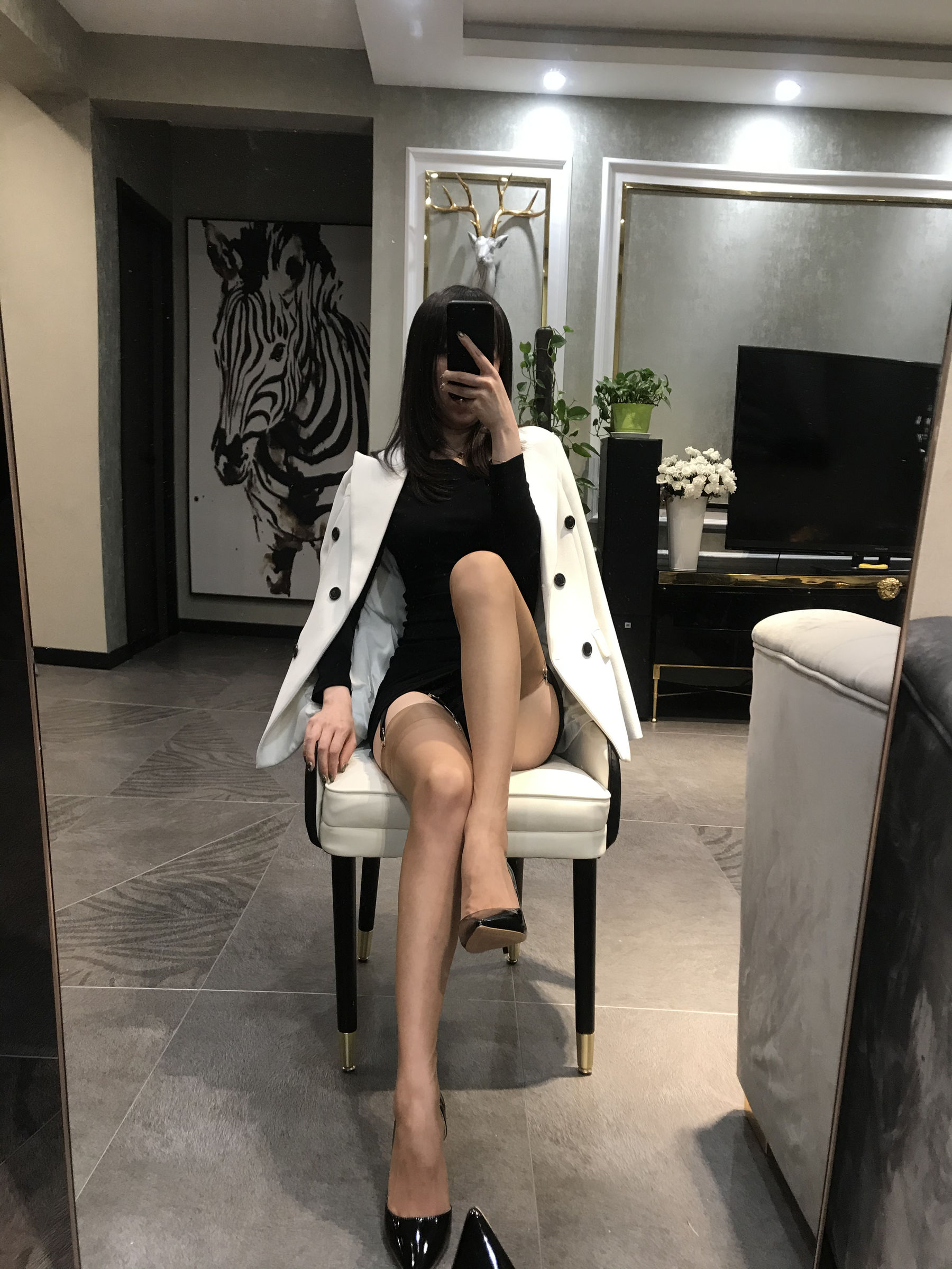 [福利COS] 丝足博主麋鹿_Monroe 2020.04.09 桃肉吊袜第8张