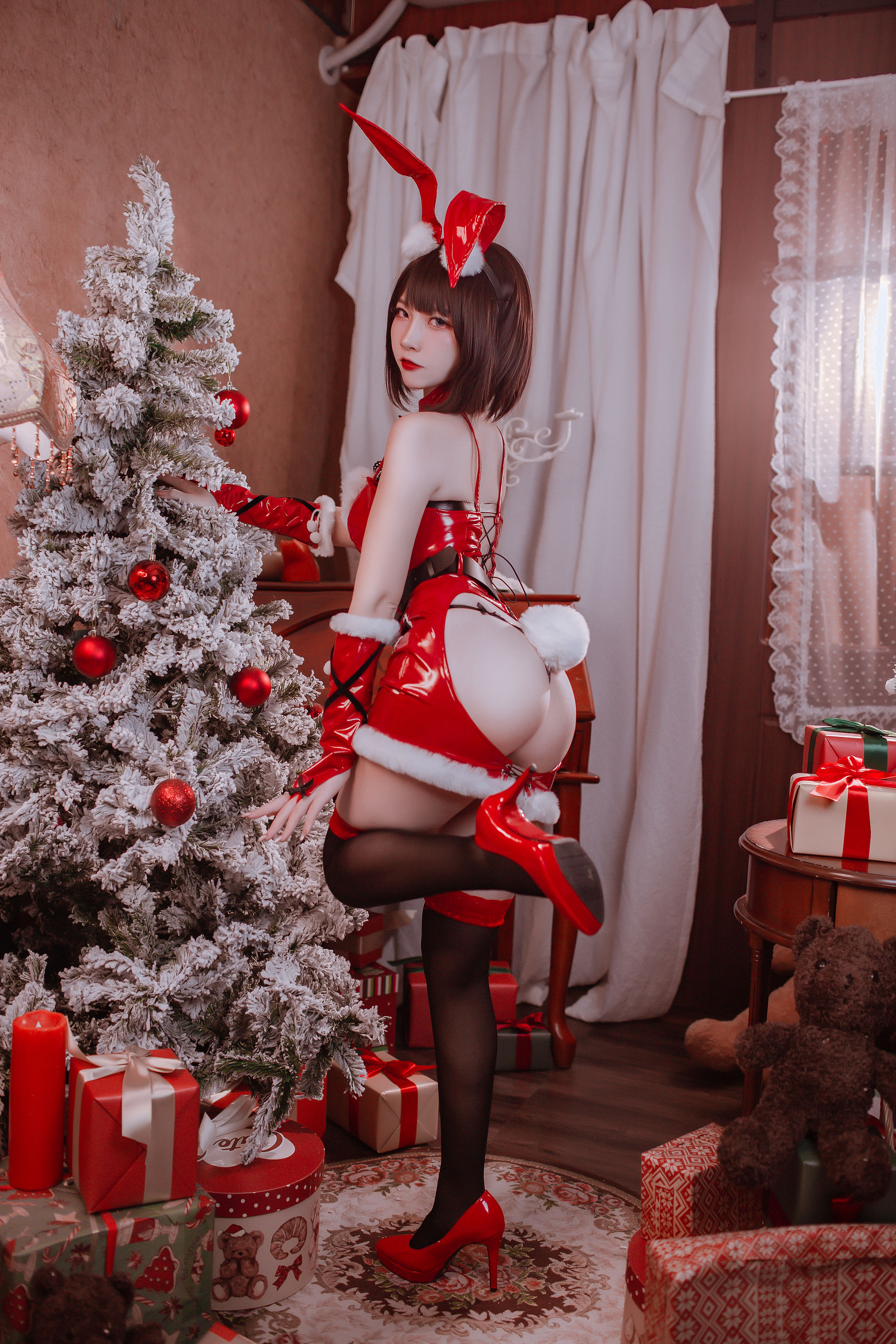 [福利COS] 人气Coser二佐Nisa - 圣诞佐佐第4张