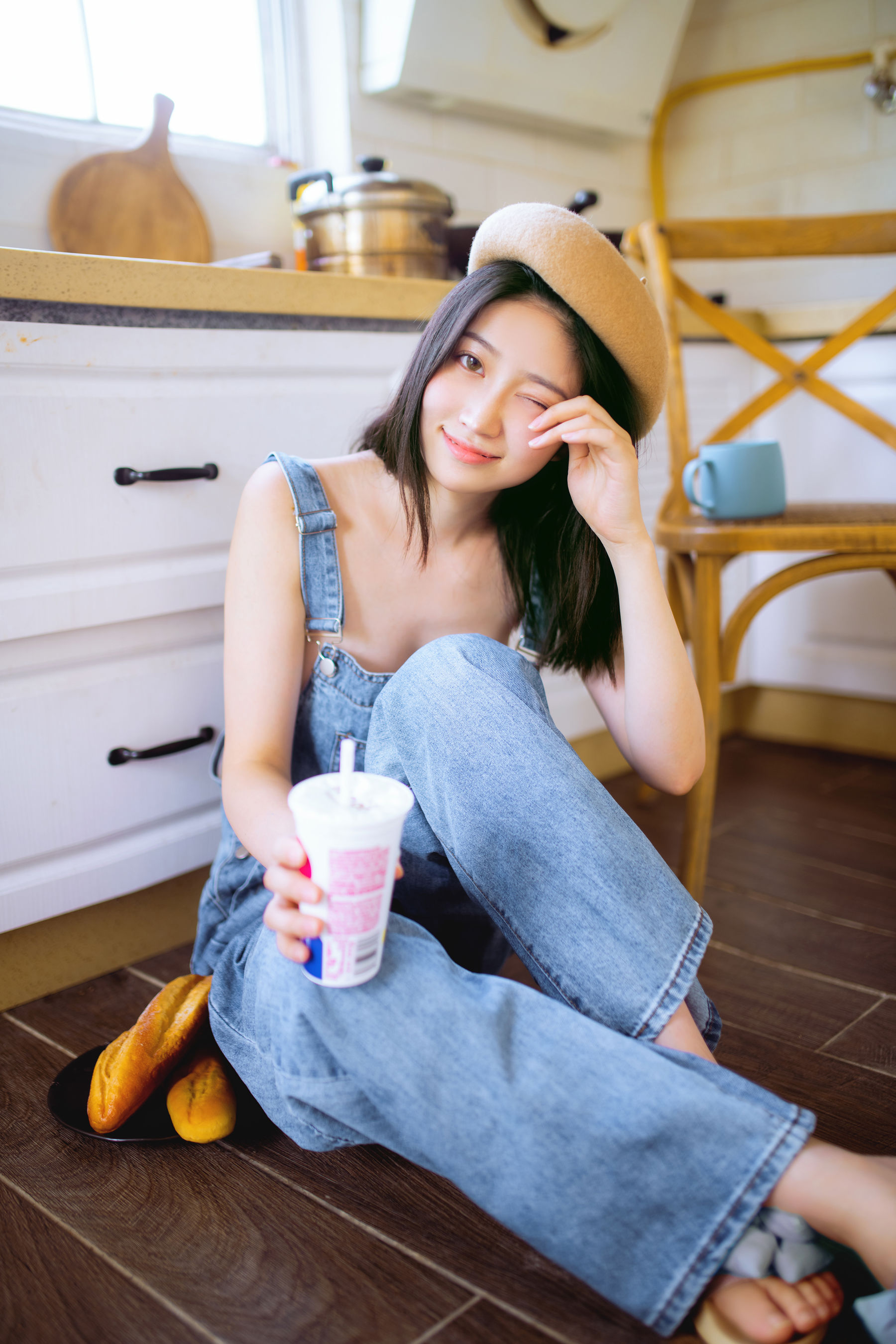 [福利COS] Nnian - 背带裤第6张