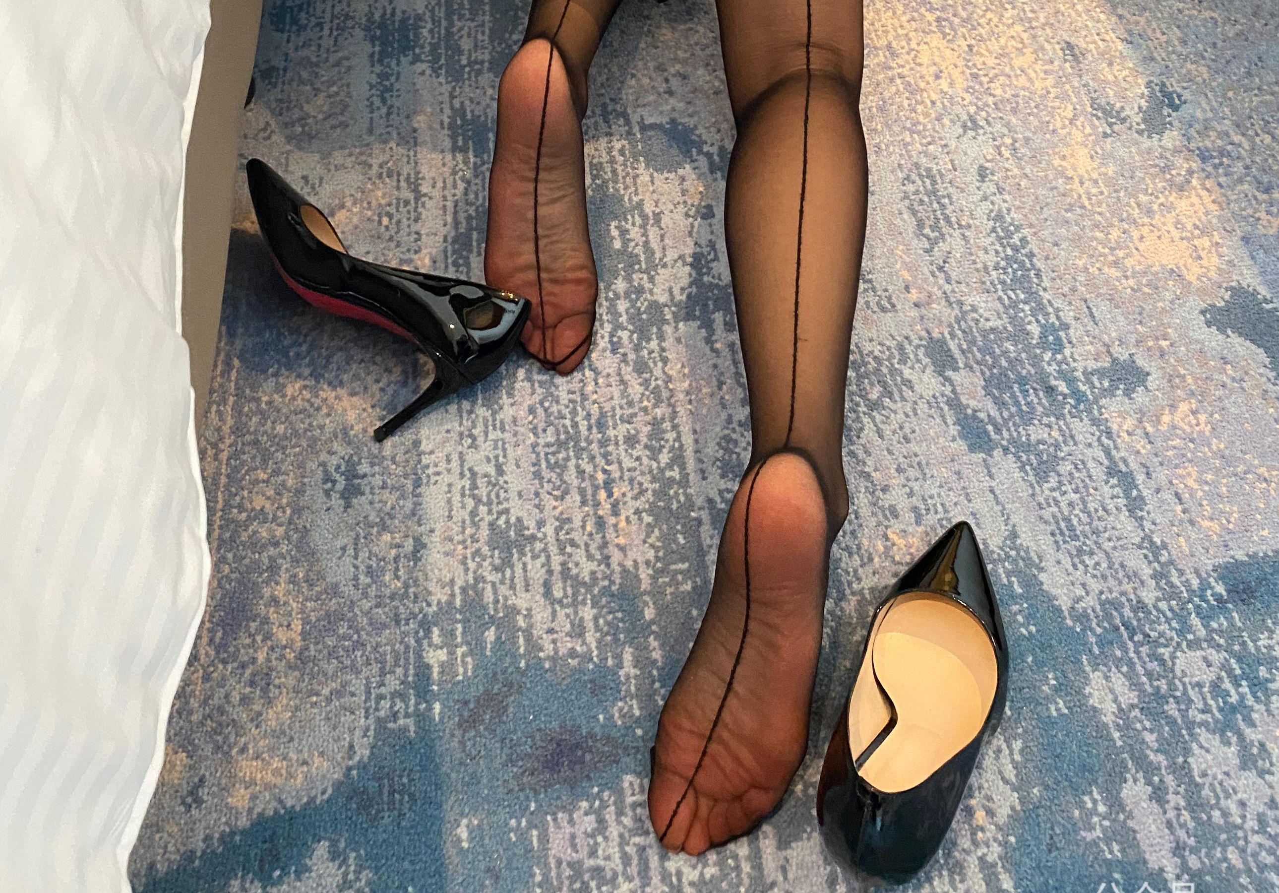 [福利COS] 安乔乔儿(Nia乔乔) No.032 OL丝诱第28张