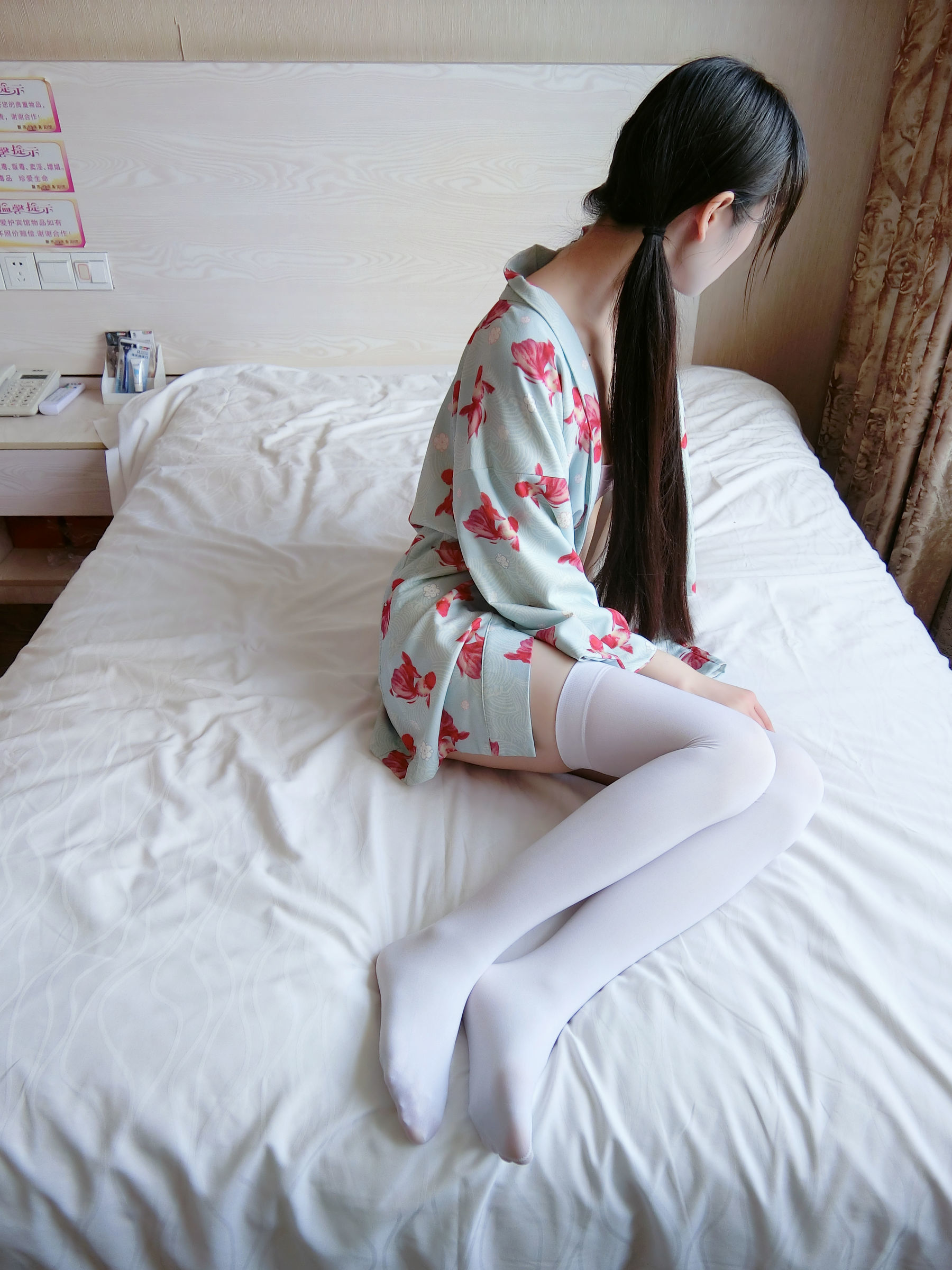 [福利COS] 微博萌妹子西尔酱 - 金鱼和服第14张