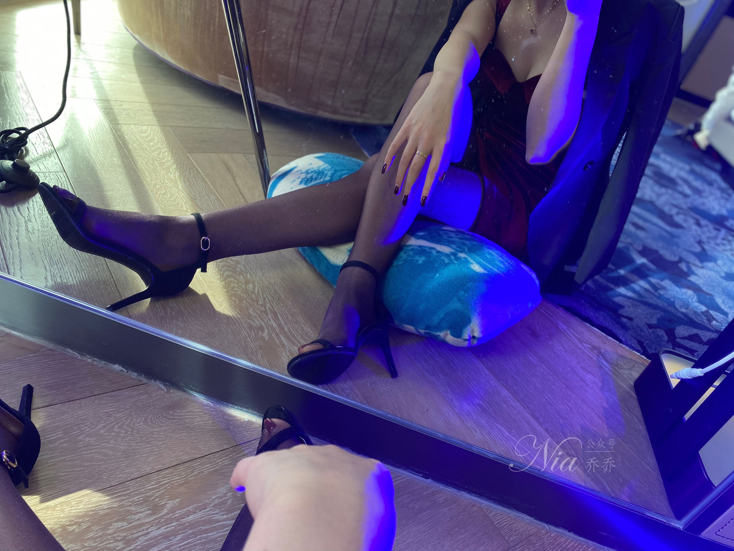 [福利COS] 安乔乔儿(Nia乔乔) No.031 御姐的夜晚第6张