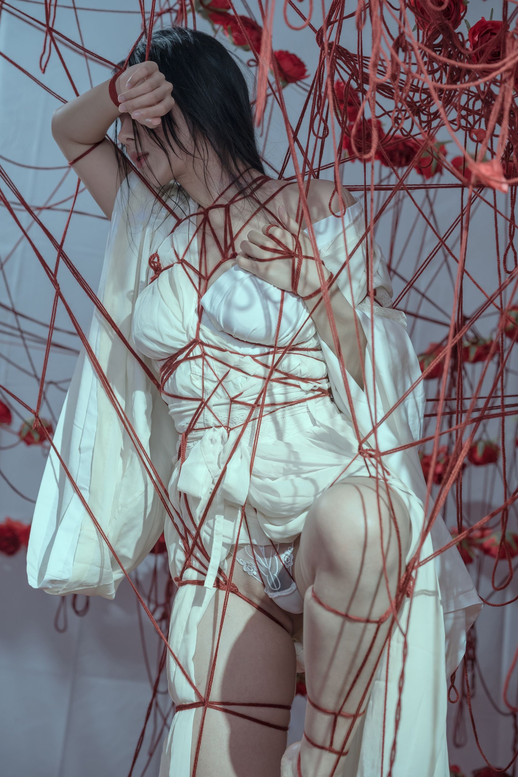 [福利COS] 云溪溪 - 奶桃 囚鸟第22张