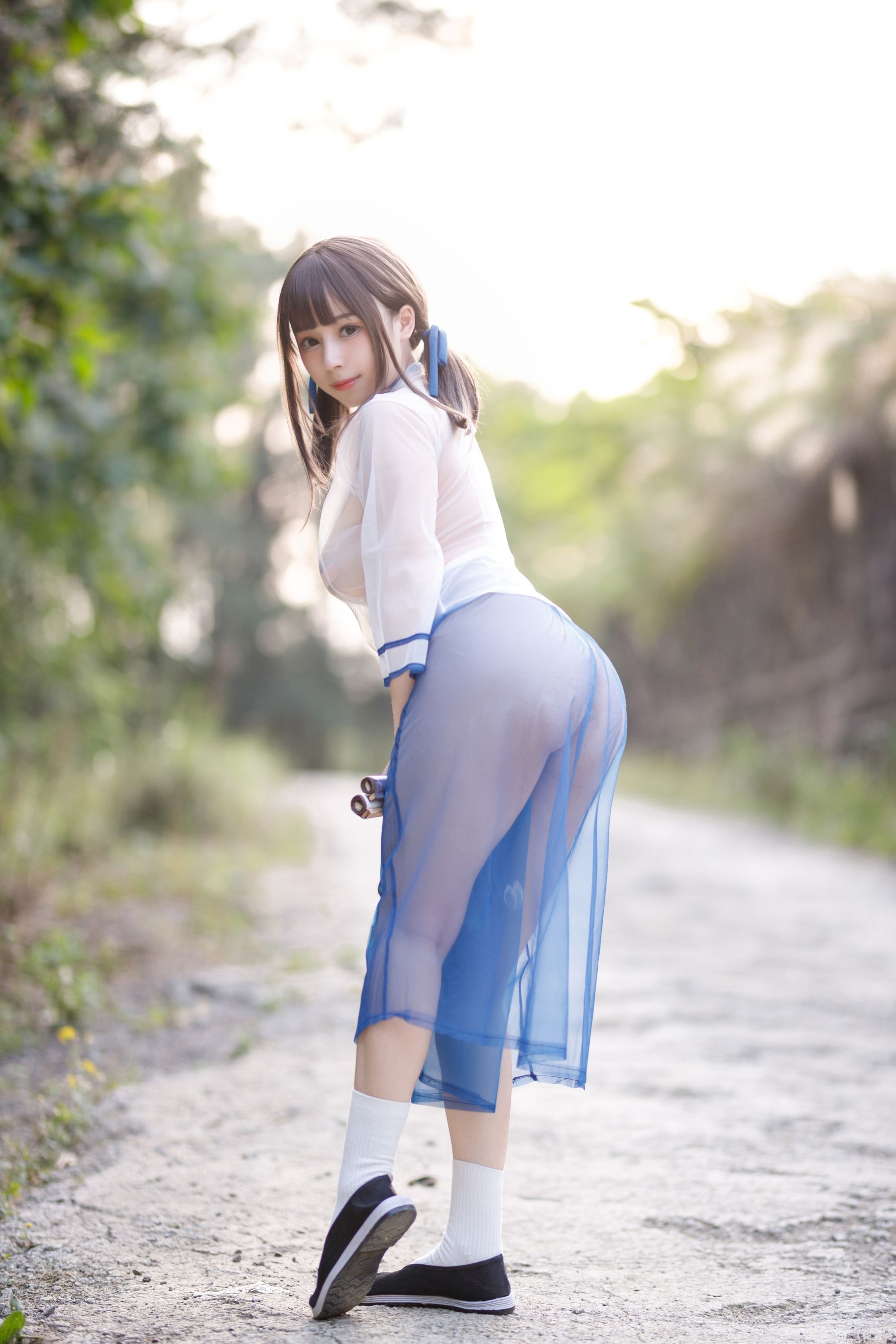 [福利COS] 胡桃猫Kurumineko - 乡野小娇妻第3张