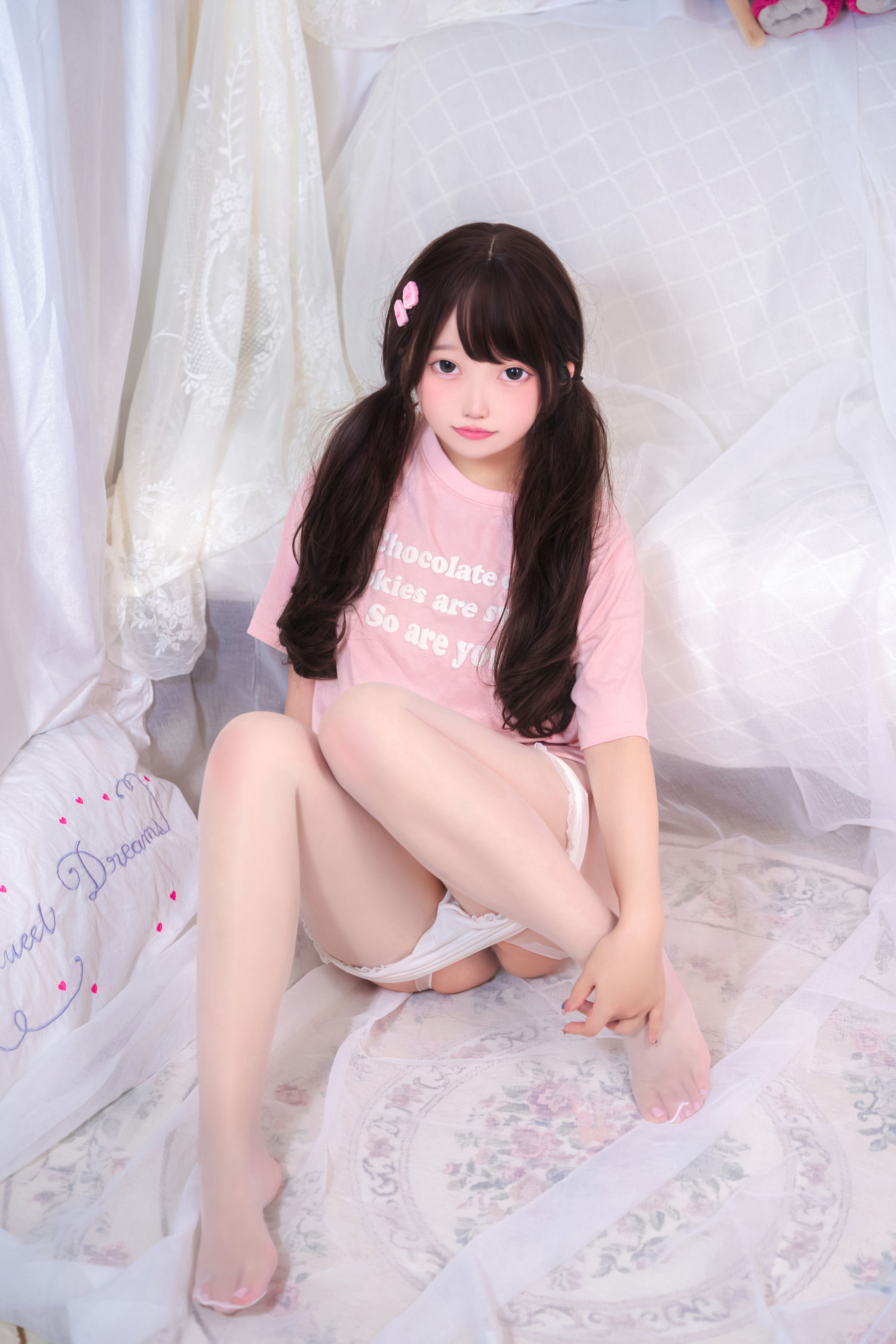 [福利COS] eloise软软 - 乖乖的白丝第13张