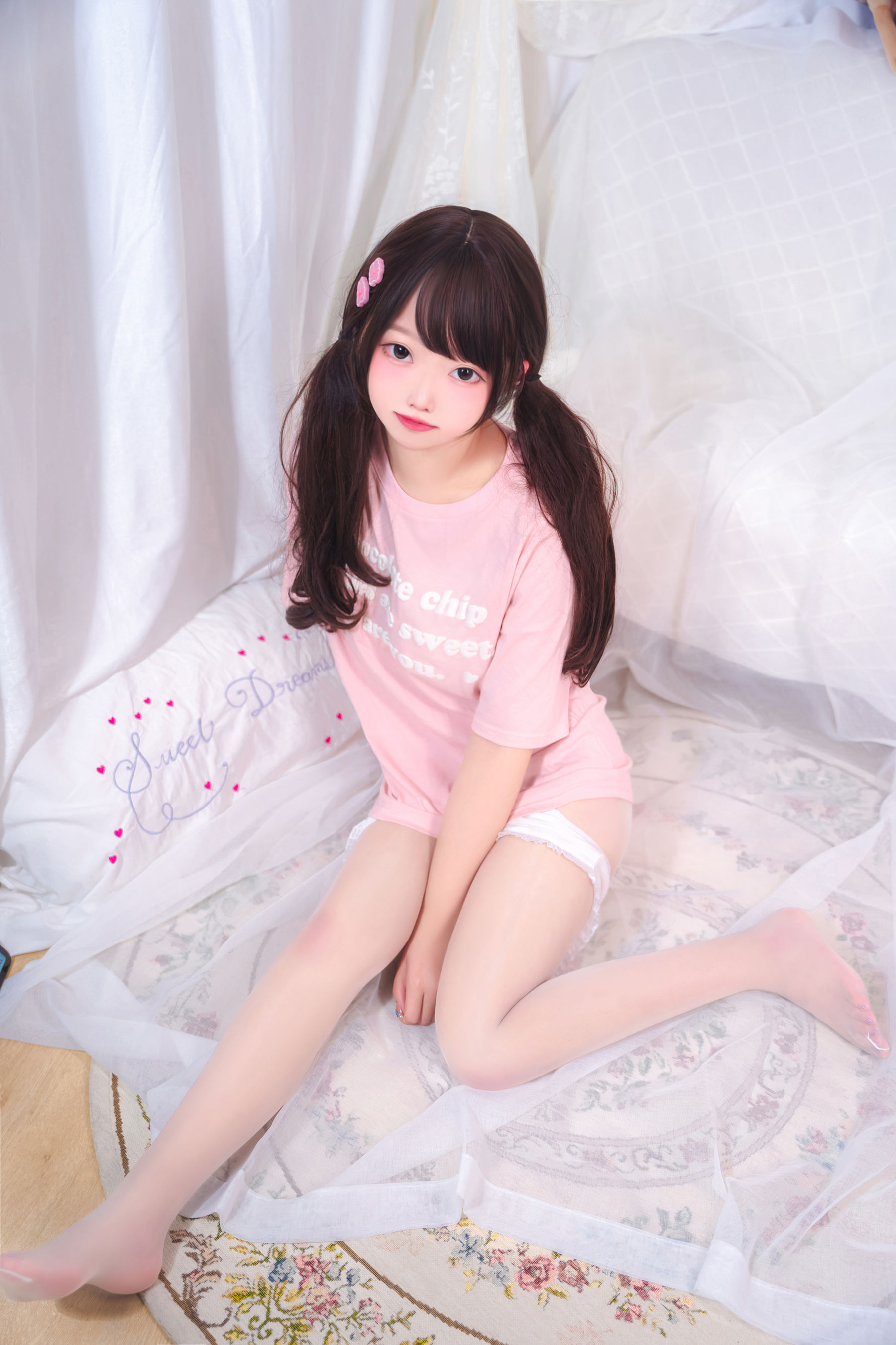 [福利COS] eloise软软 - 乖乖的白丝第14张