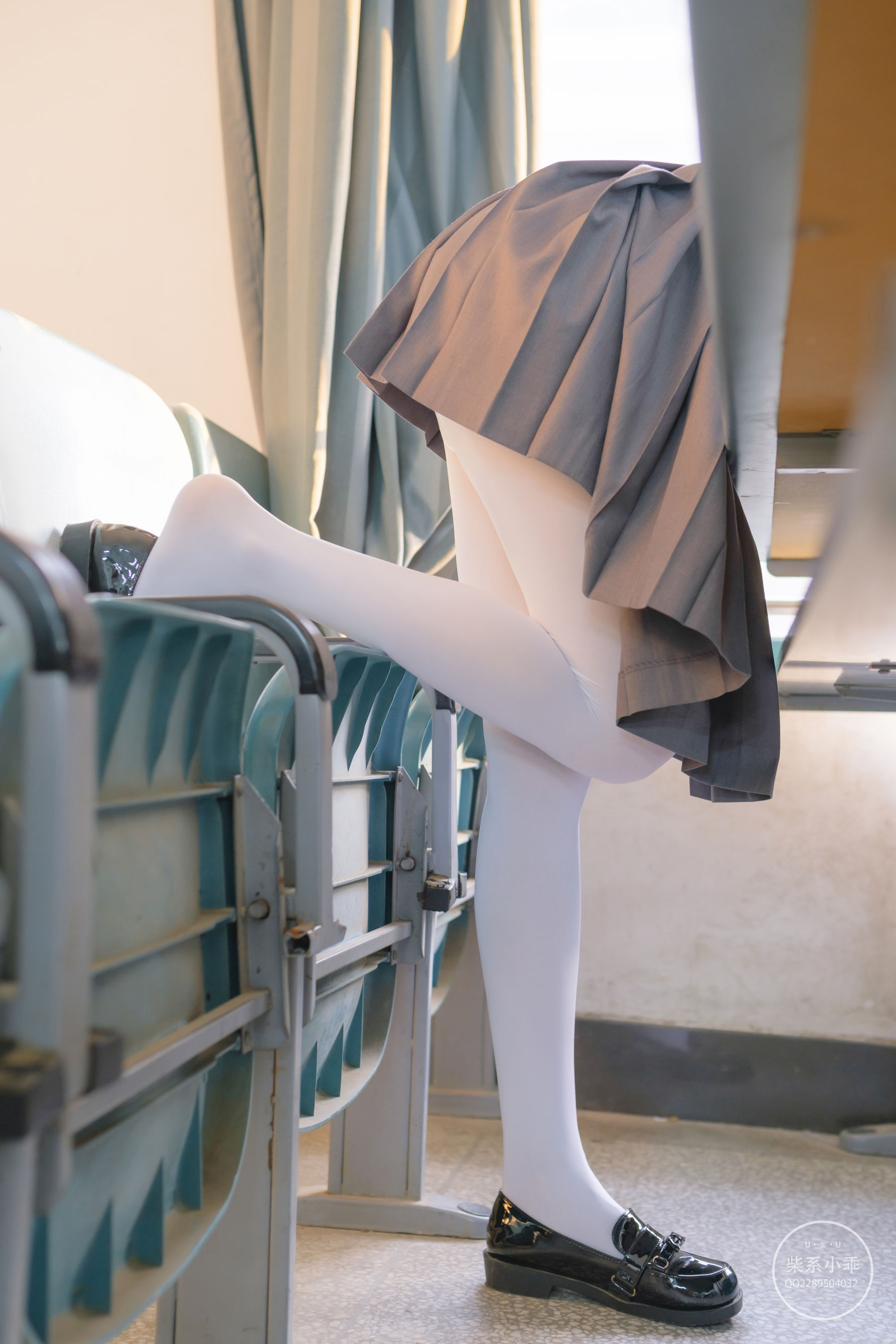 [福利COS] 柴系小乖(稚乖画册) - 夜夜 教室第21张