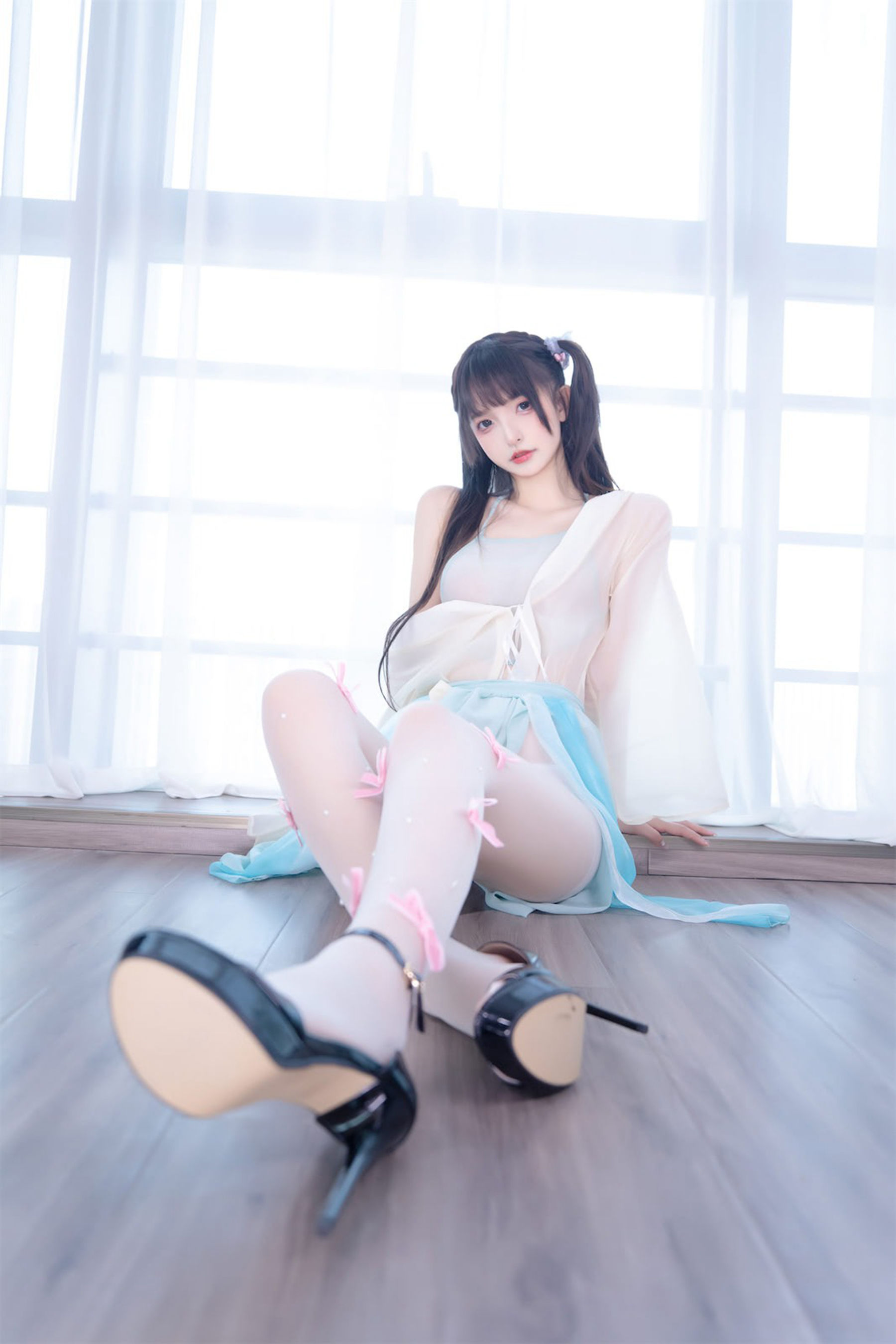 [福利COS] 萝莉神楽板真冬 之醉梦星河第4张