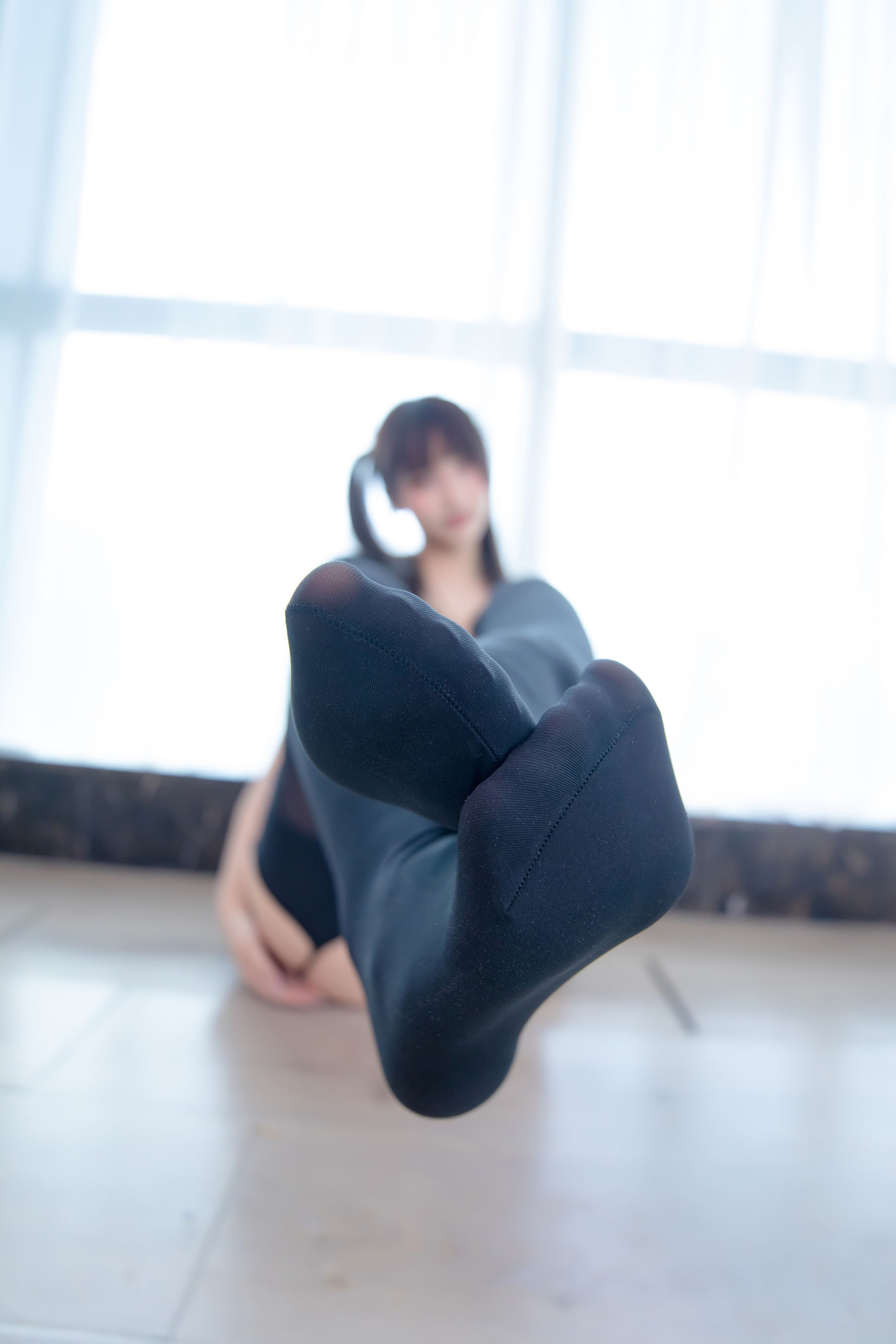 [福利COS] 萝莉神楽板真冬 之足底星光第24张