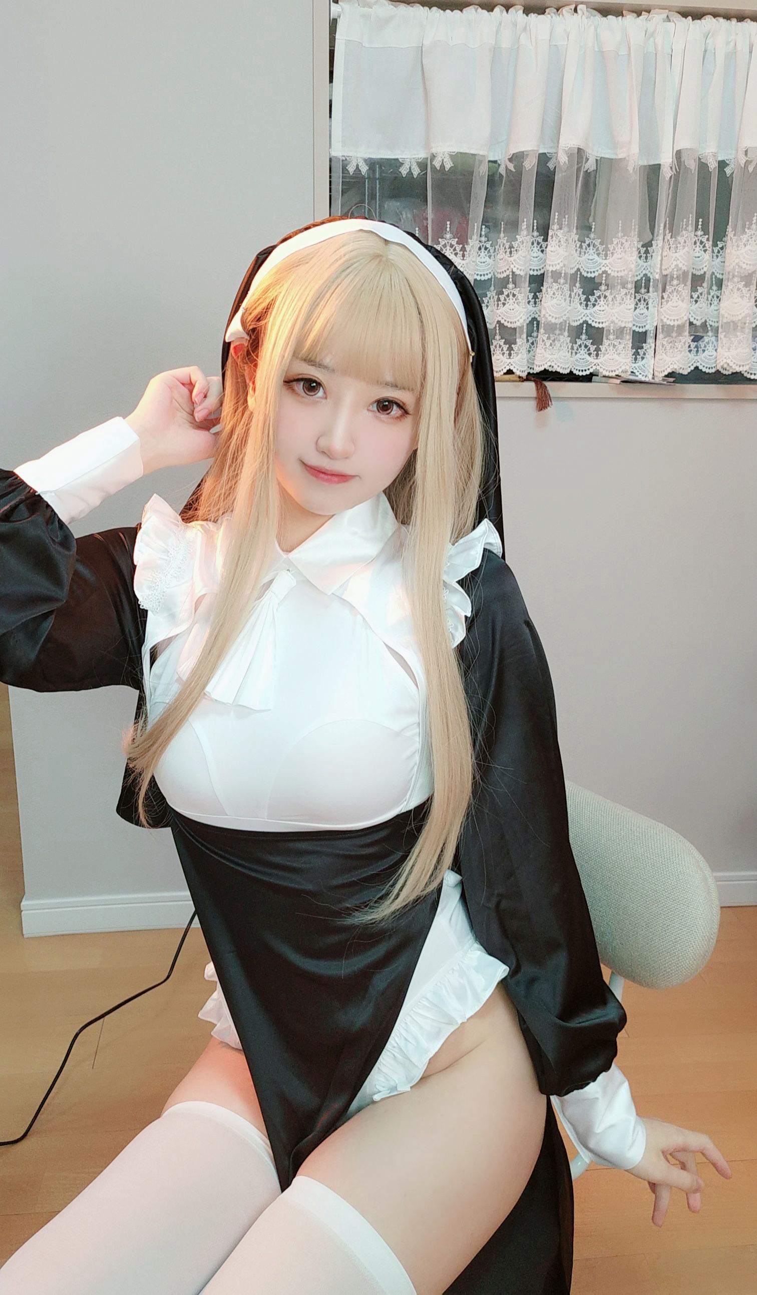 [福利COS] 千阳(ちよ) - 修女第4张