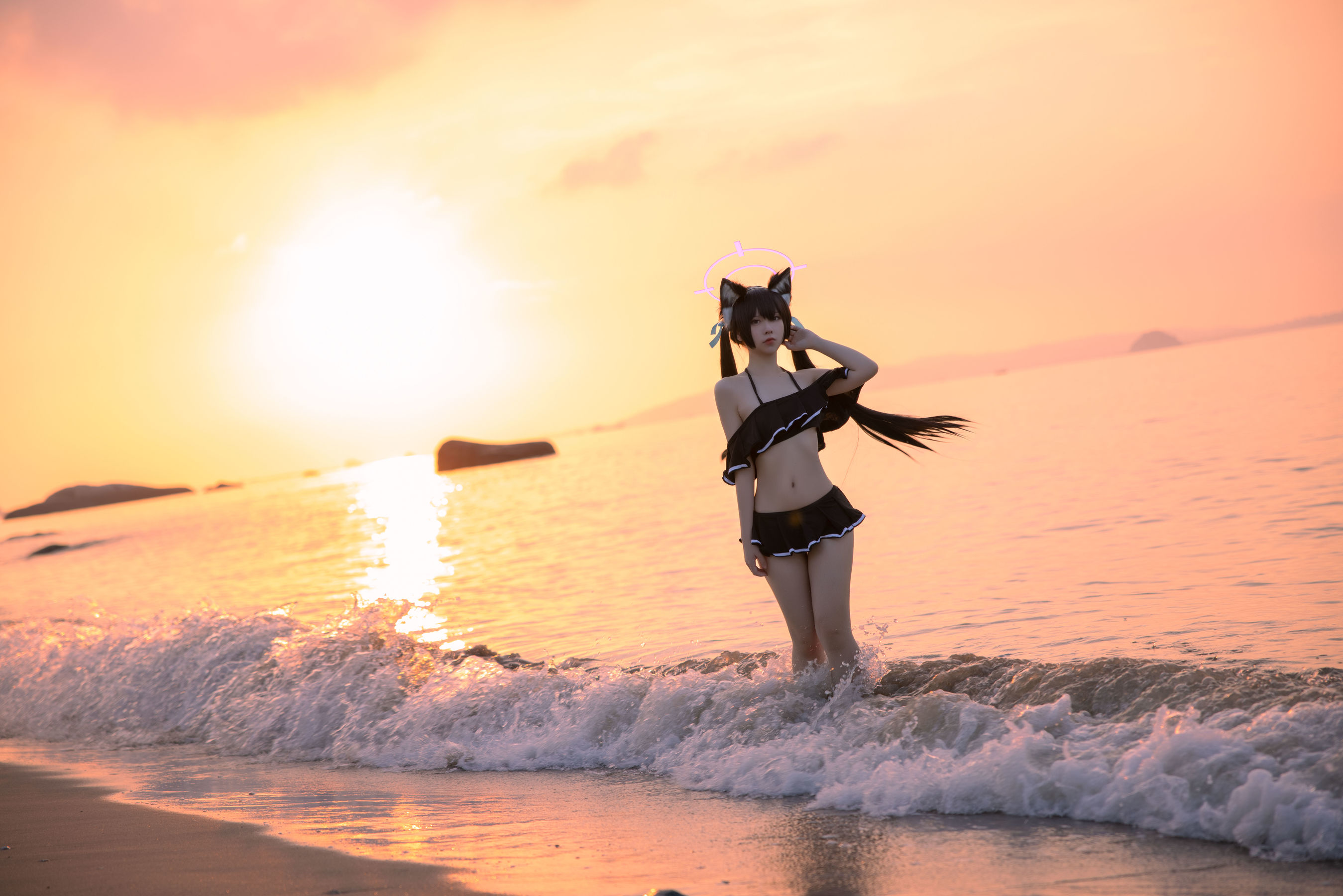 [福利COS] 动漫博主G44不会受伤 - 碧蓝档案 黑見芹香 海边泳装第6张