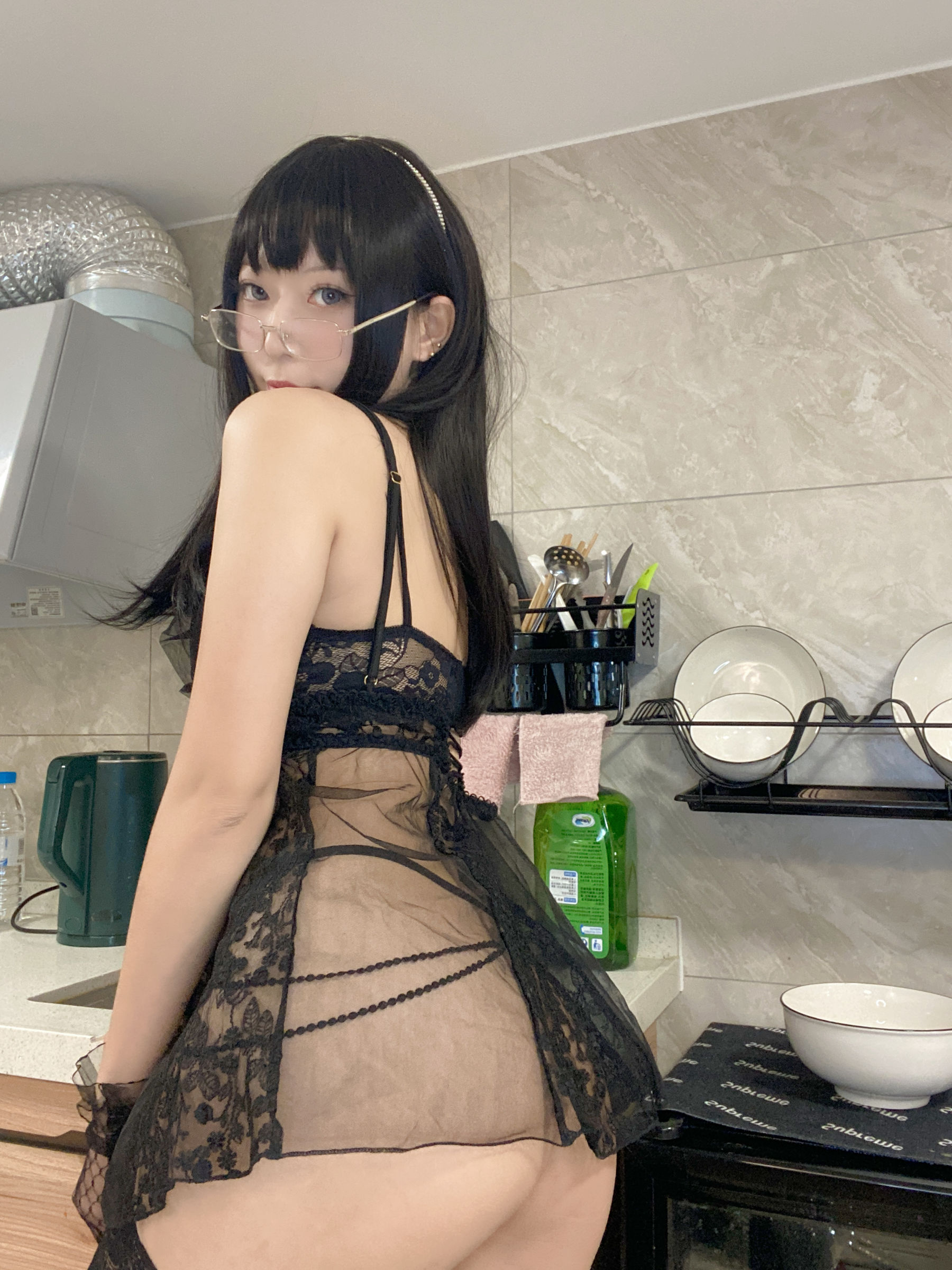 [福利COS] 动漫博主Money冷冷 - 蕾丝裙第23张