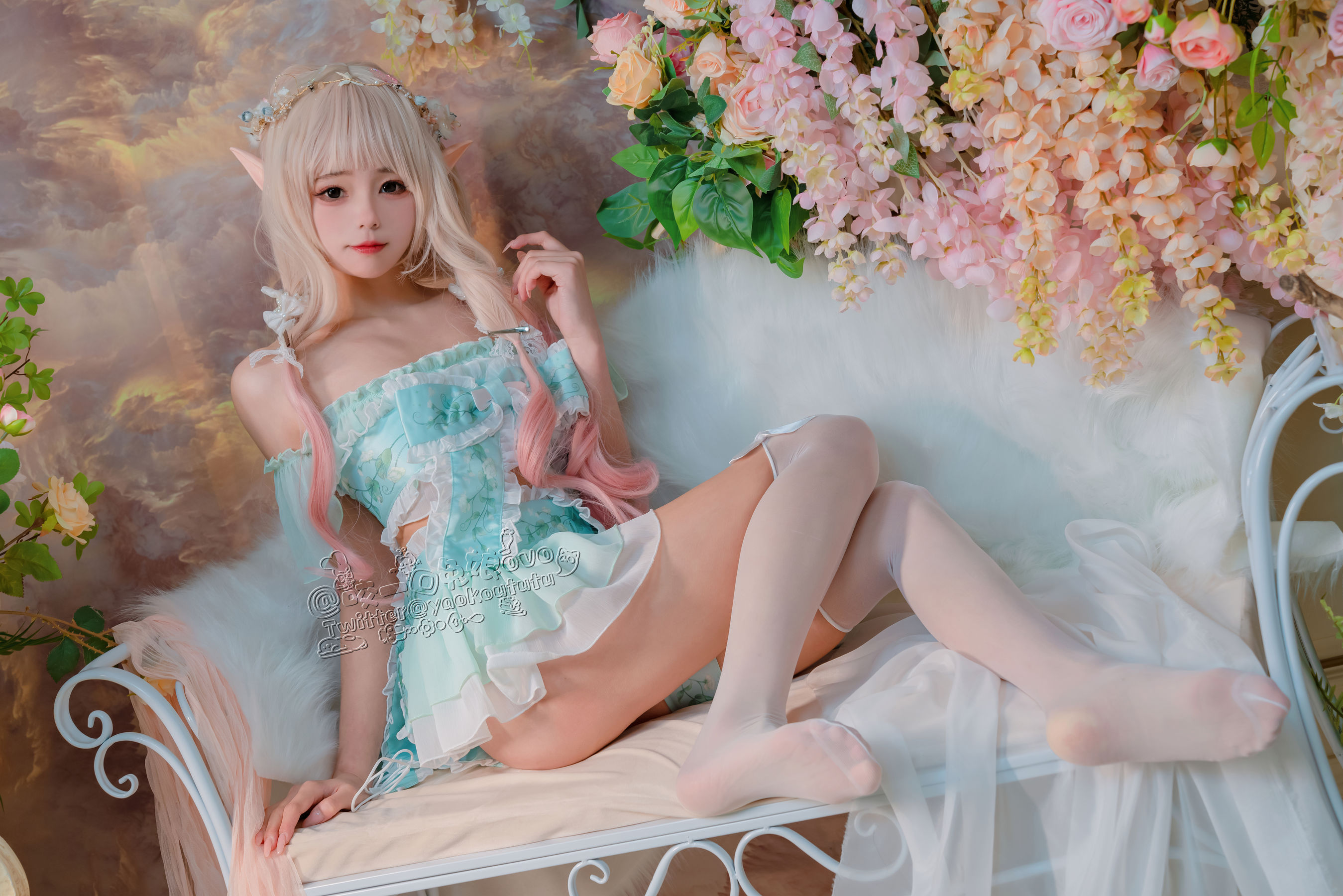 [福利COS] 咬一口兔娘 - 豌豆公主的秘密花房第1张