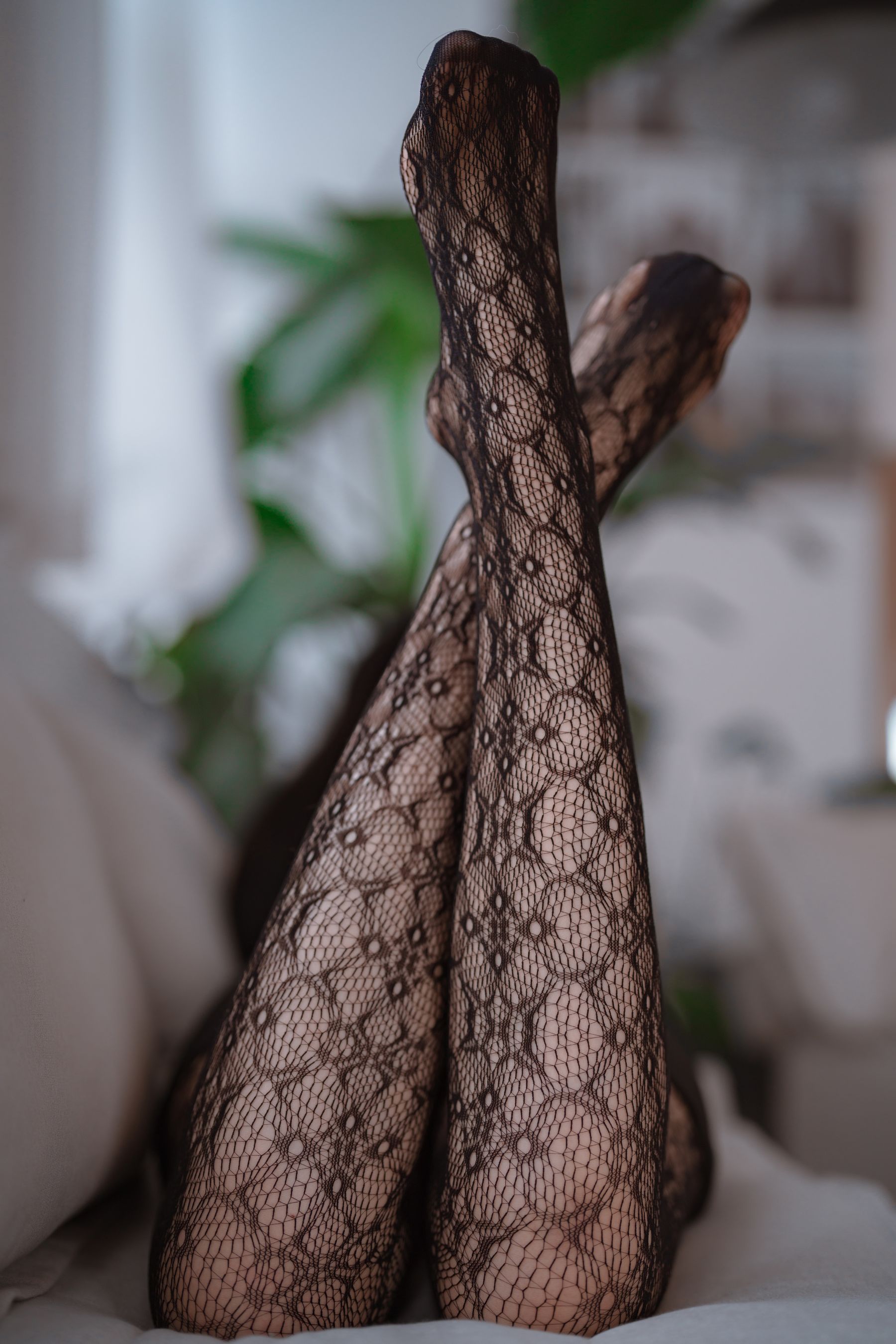 [福利COS] 轩萧学姐 - 提花裤袜第7张