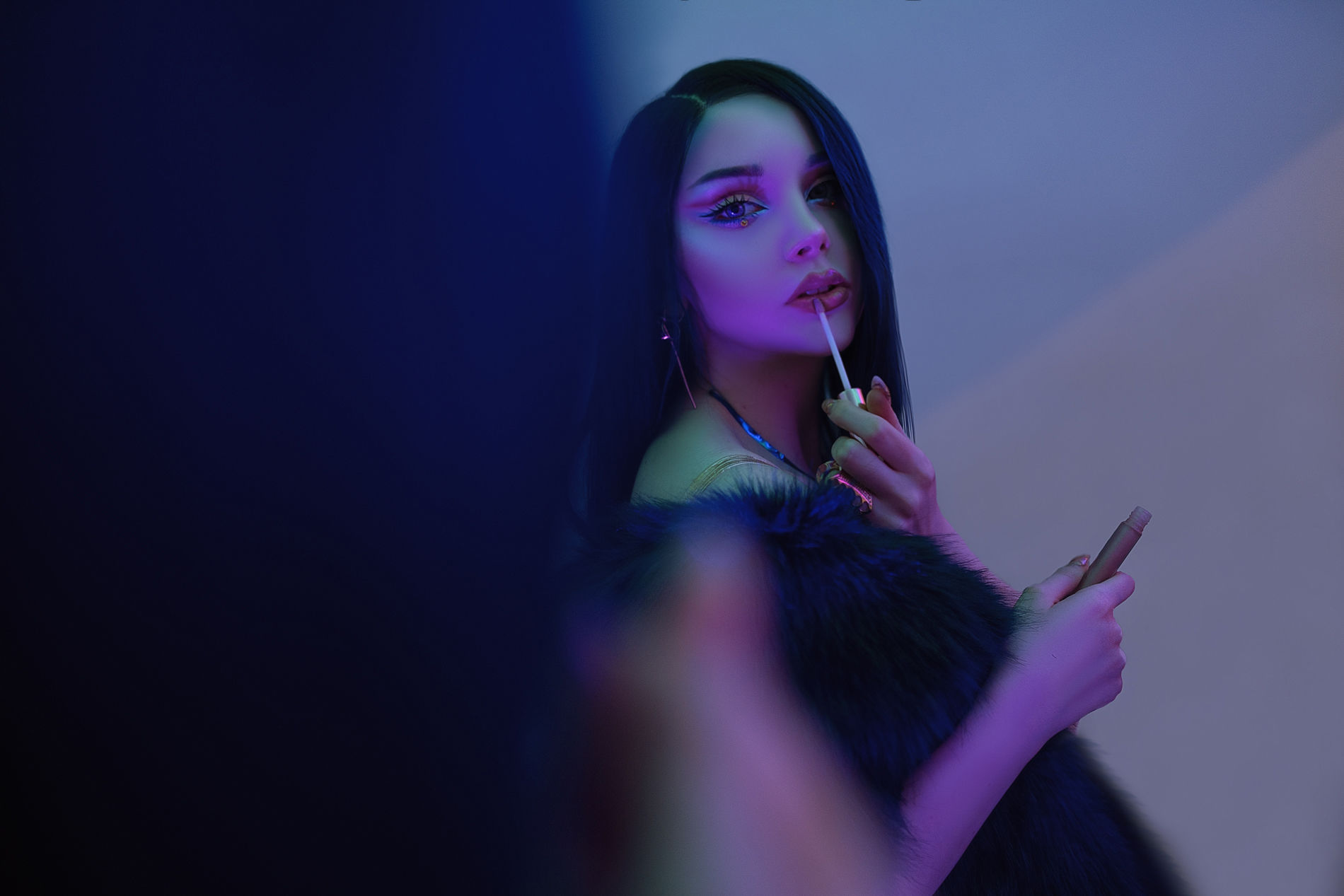 [COS福利] 国外美女SayaTheFox - Cyberpunk Dress第1张