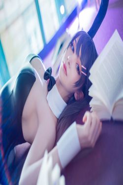 [COS福利] 国外美女SayaTheFox - 麻衣学姐