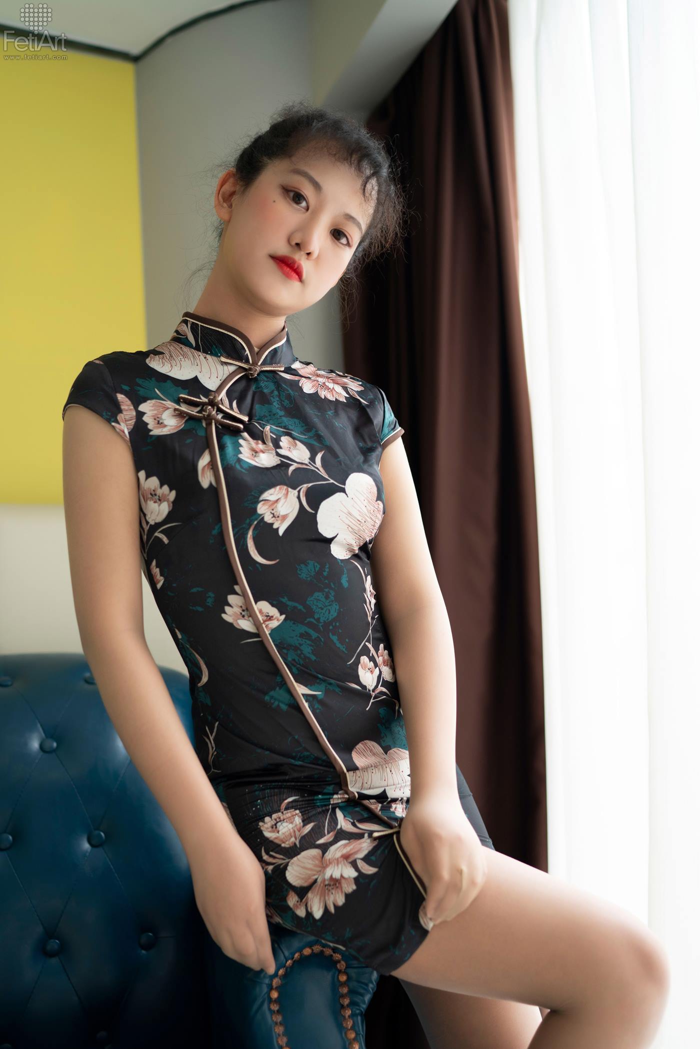 [FetiArt尚物集]NO.00062 Chinese Dressing Girl[24P]第5张