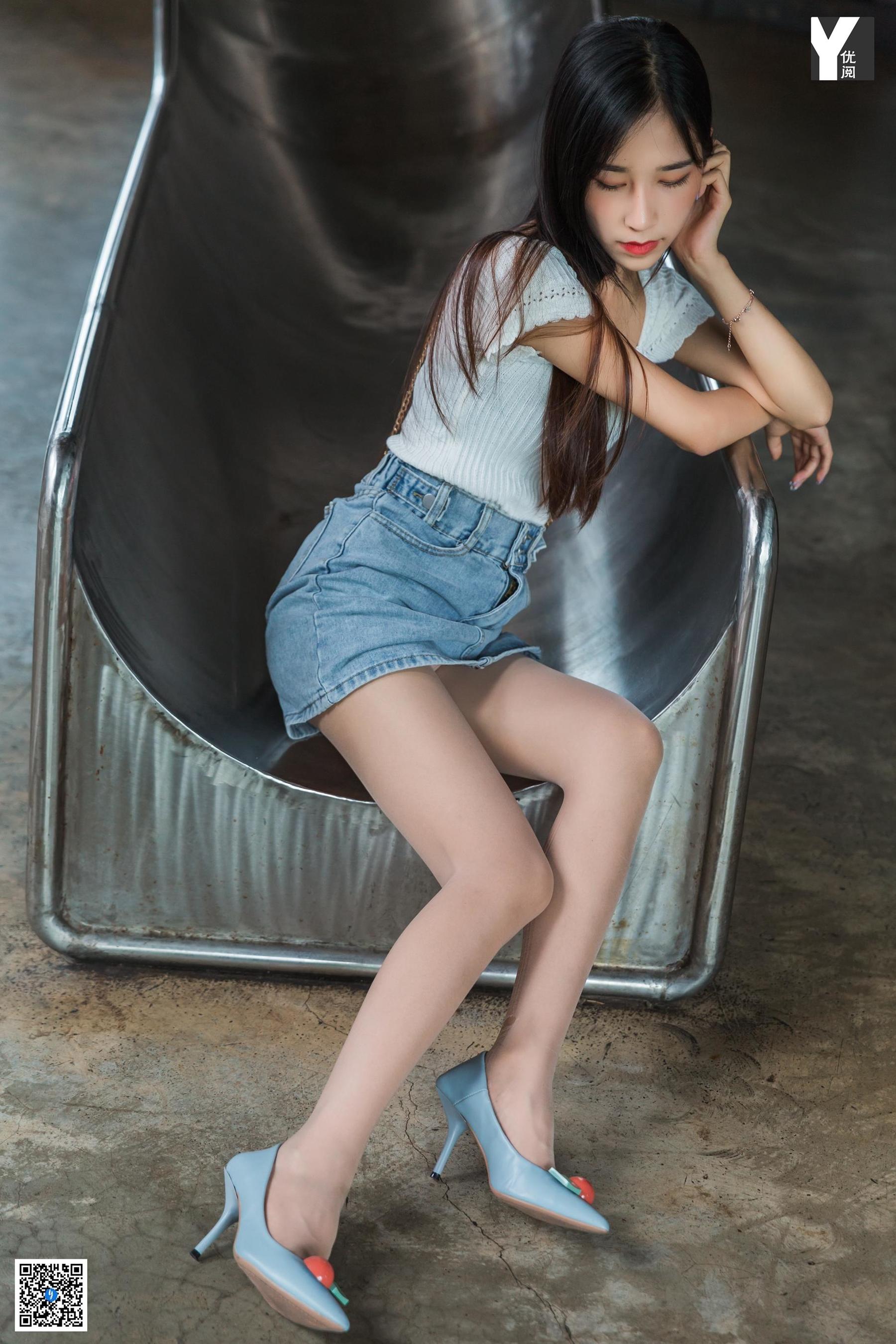 [IESS异思趣向] 模特美子《港风邻家女人》 肉丝美脚写真集第19张