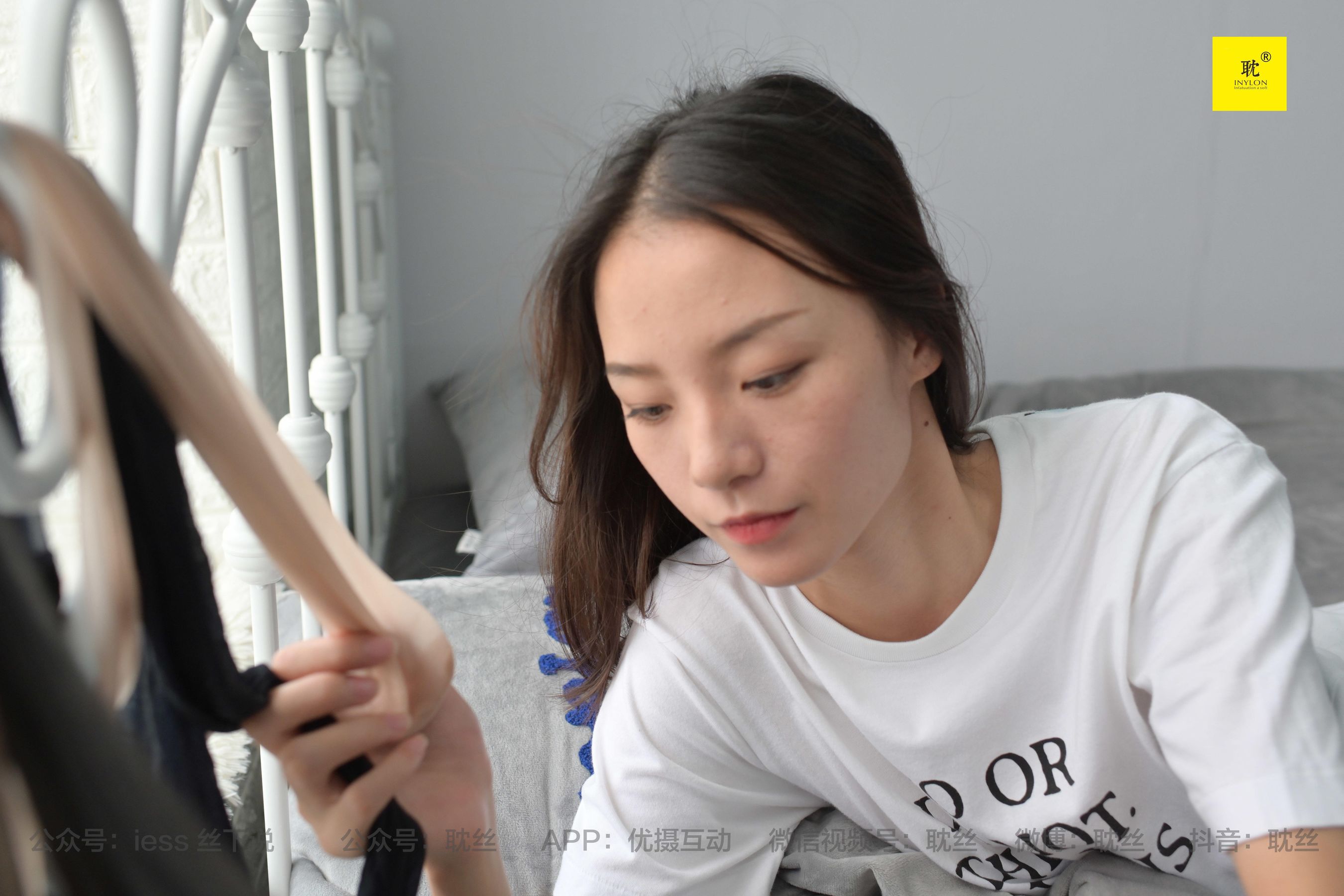 [IESS异思趣向]第N种幻想 孤单的周末⑤ 小六 丝袜美腿套图第1张