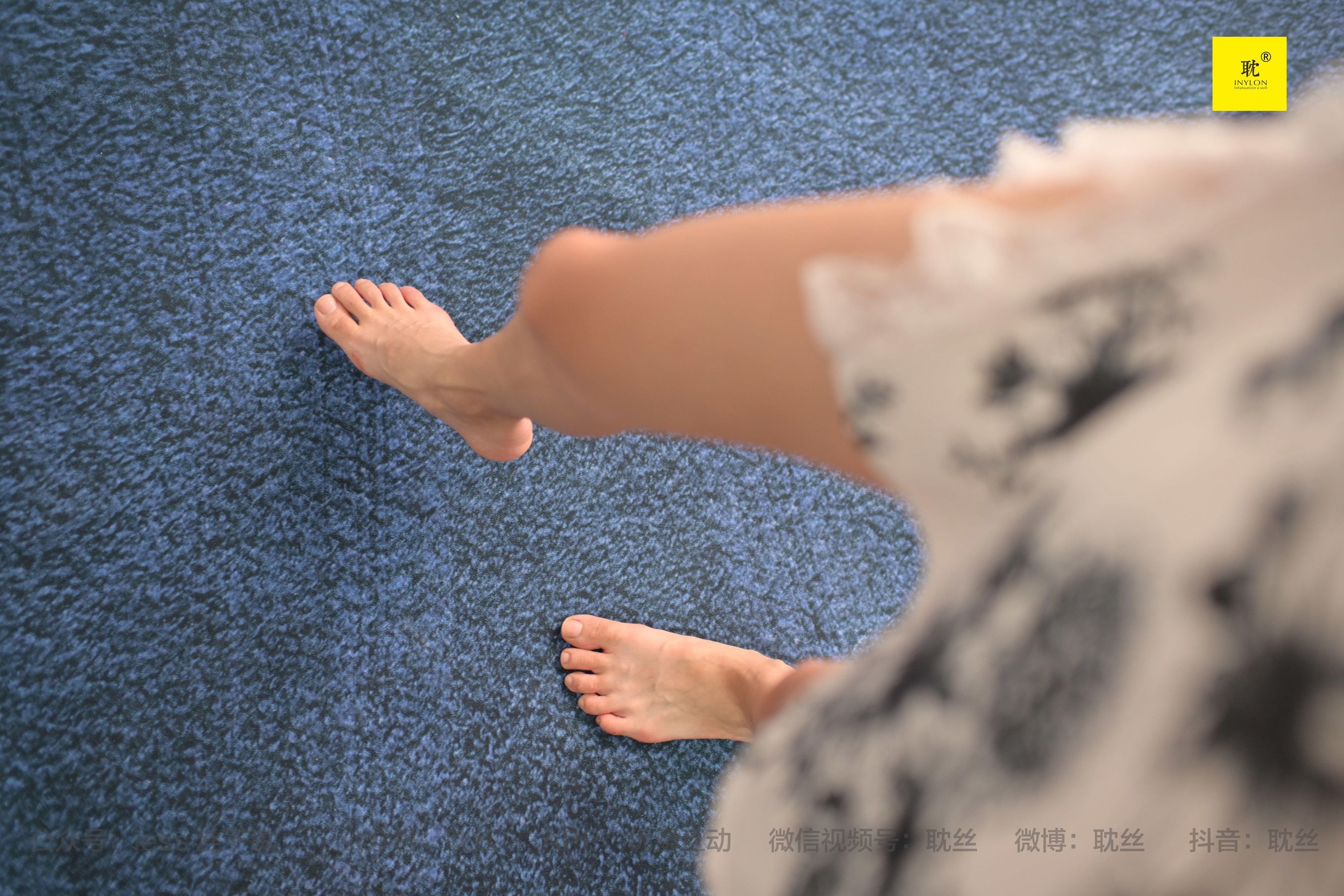 [IESS异思趣向]第N种幻想 孤单的周末⑤ 小六 丝袜美腿套图第3张