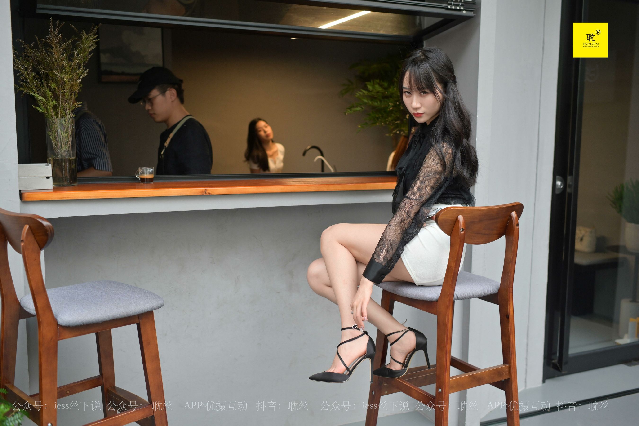 [IESS异思趣向]第N种幻想 咖啡厅的意外①  丝袜美腿套图第20张