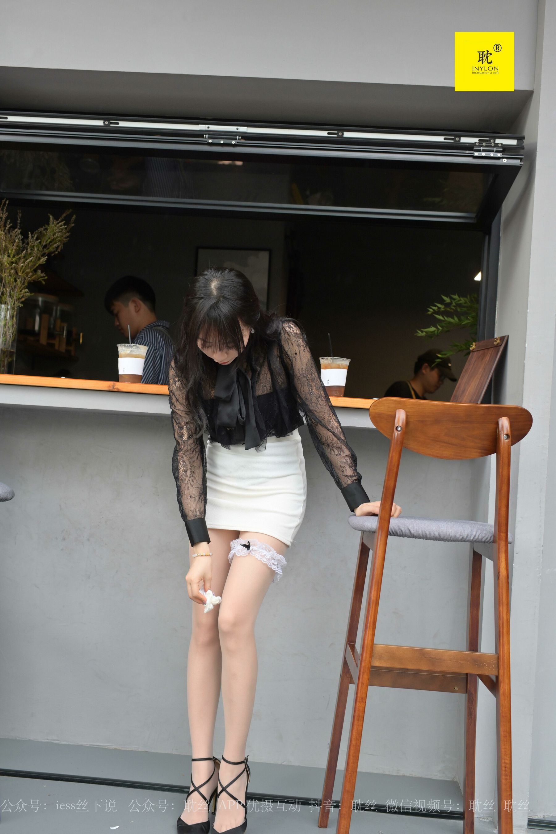 [IESS异思趣向]第N种幻想 咖啡厅的意外⑤  丝袜美腿第16张