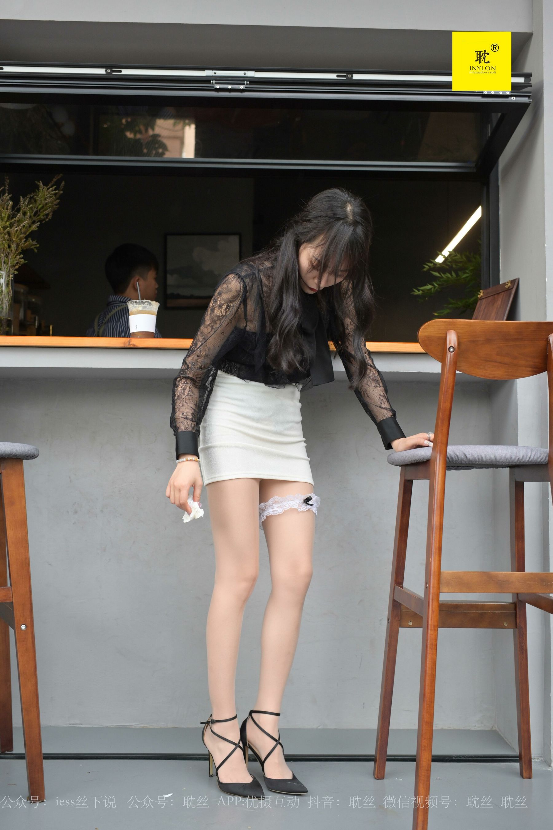 [IESS异思趣向]第N种幻想 咖啡厅的意外⑤  丝袜美腿第16张