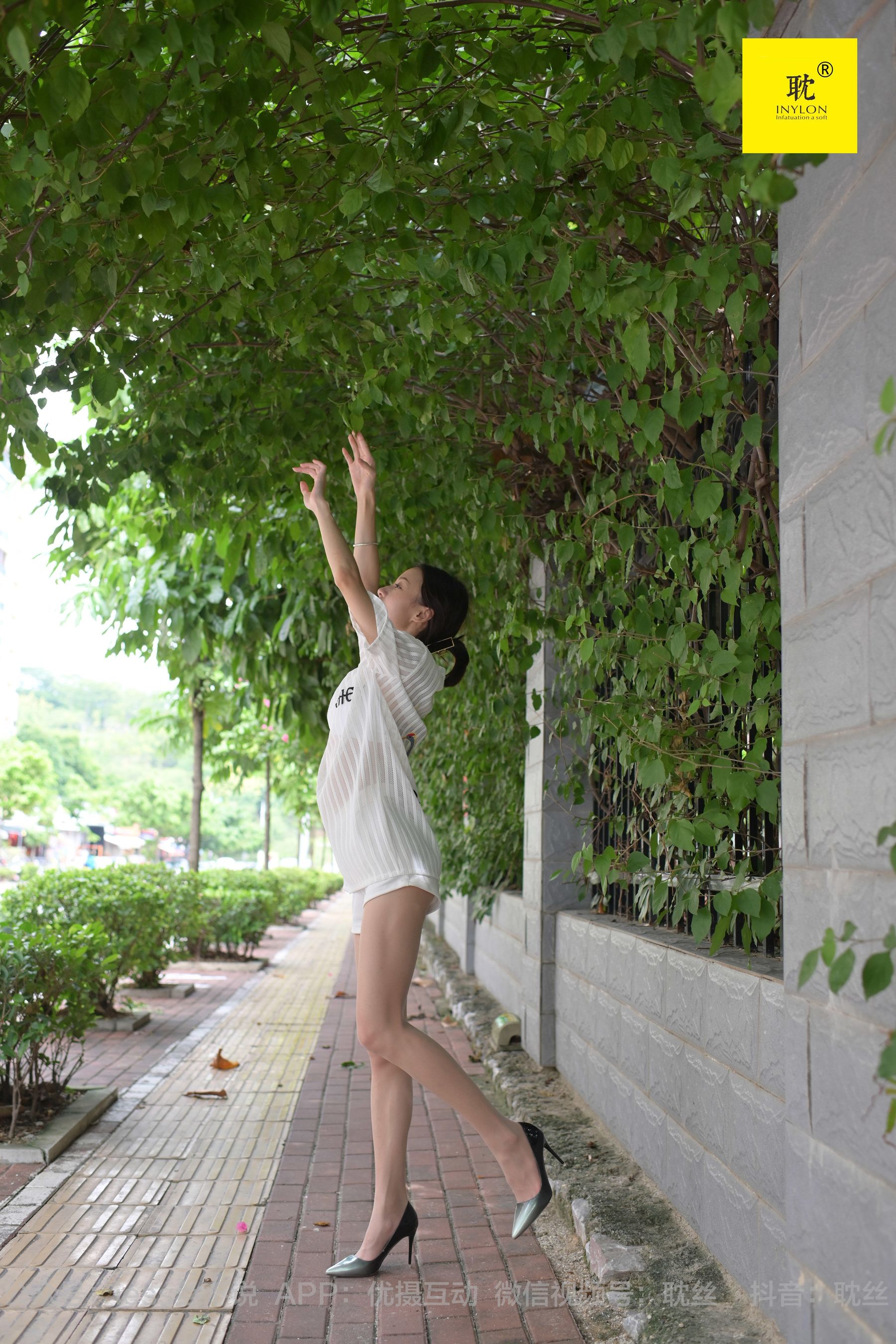 [IESS异思趣向]第N种幻想 孤单的周末④ 小六  丝袜美腿套图第13张