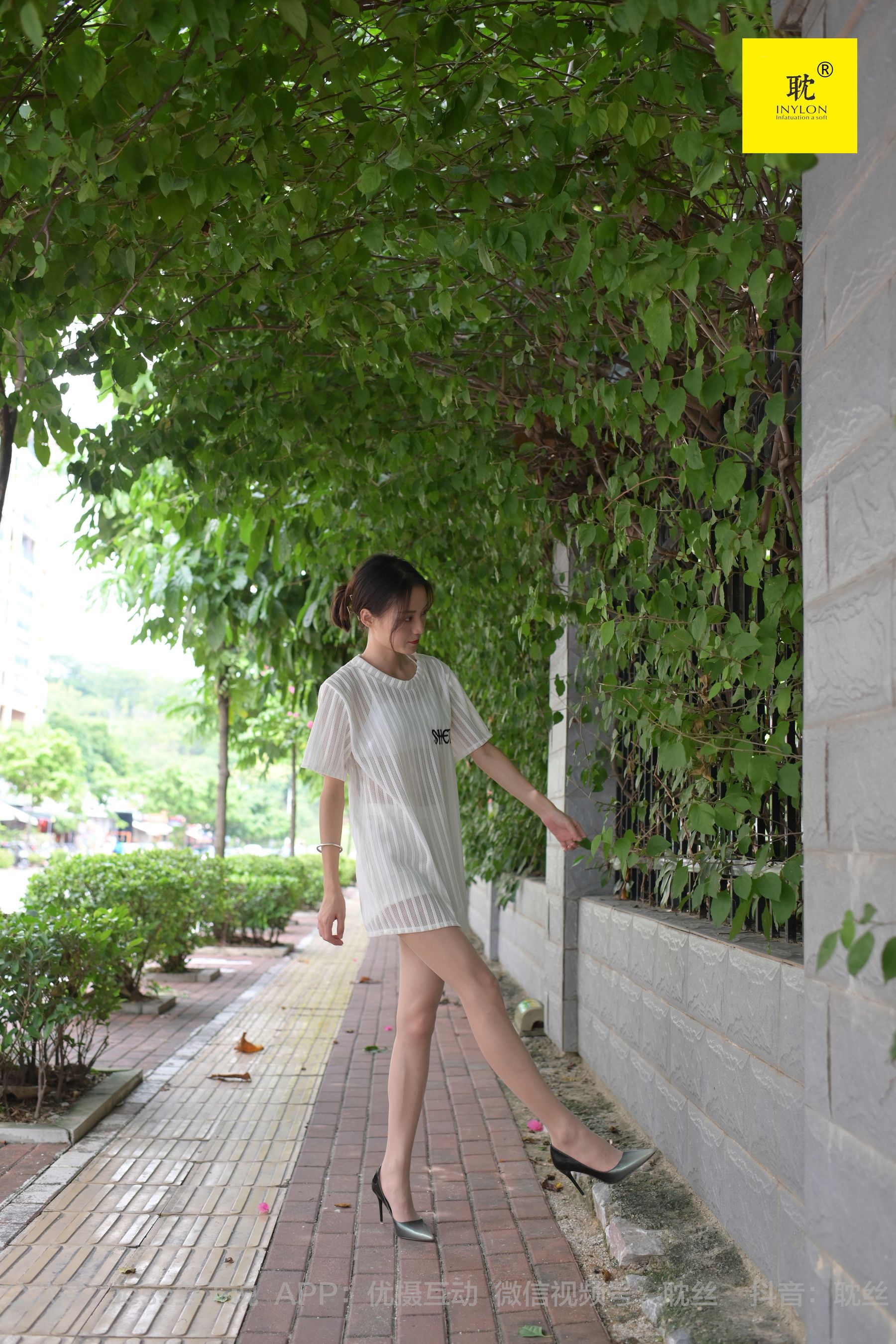 [IESS异思趣向]第N种幻想 孤单的周末④ 小六  丝袜美腿套图第14张
