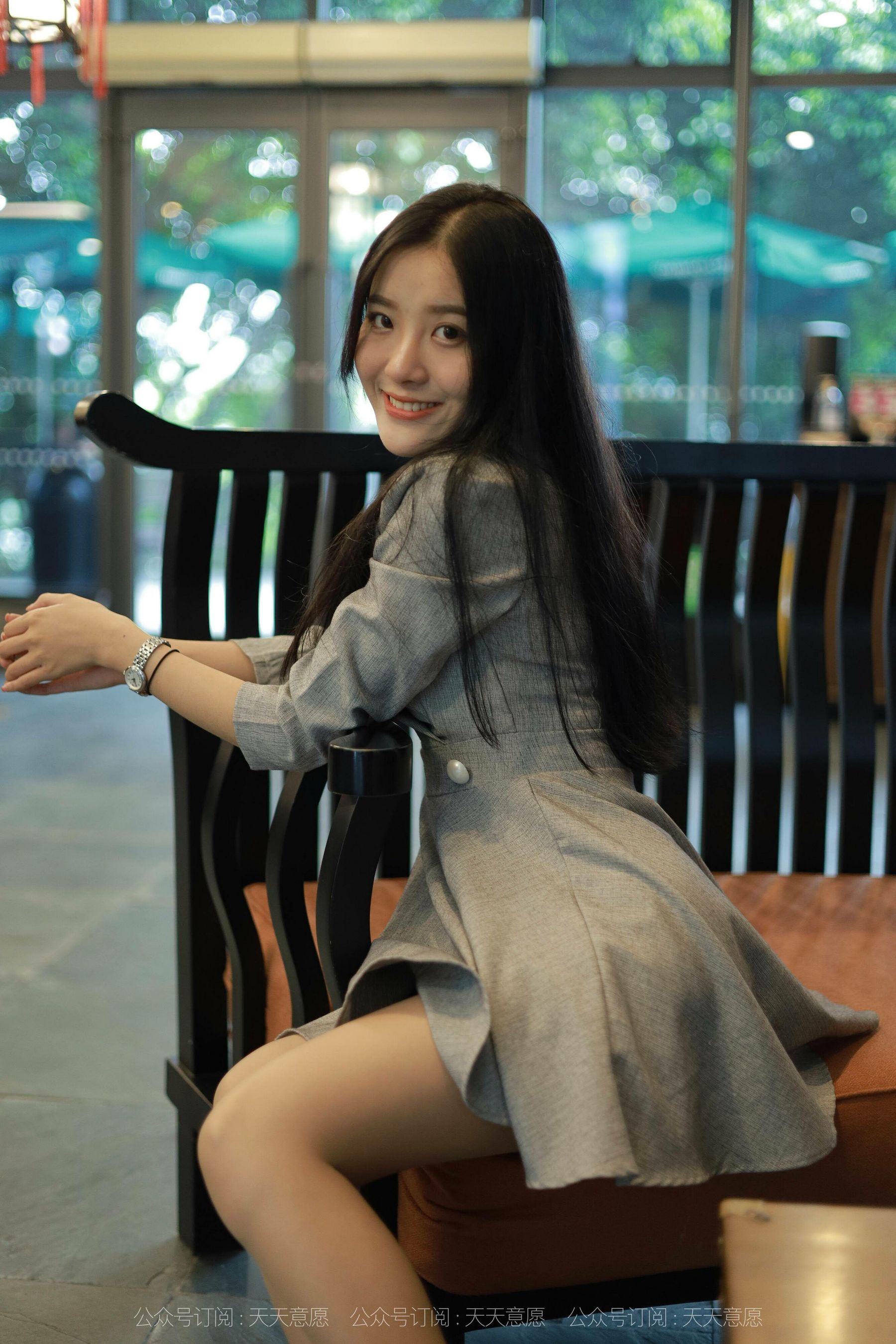 [异思趣向IESS]  模特 婉苹 《美女配咖啡》第3张