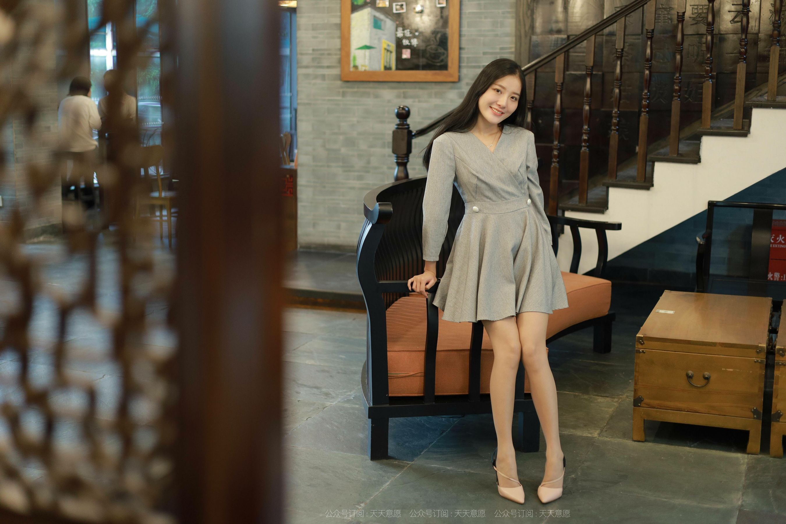 [异思趣向IESS]  模特 婉苹 《美女配咖啡》第4张