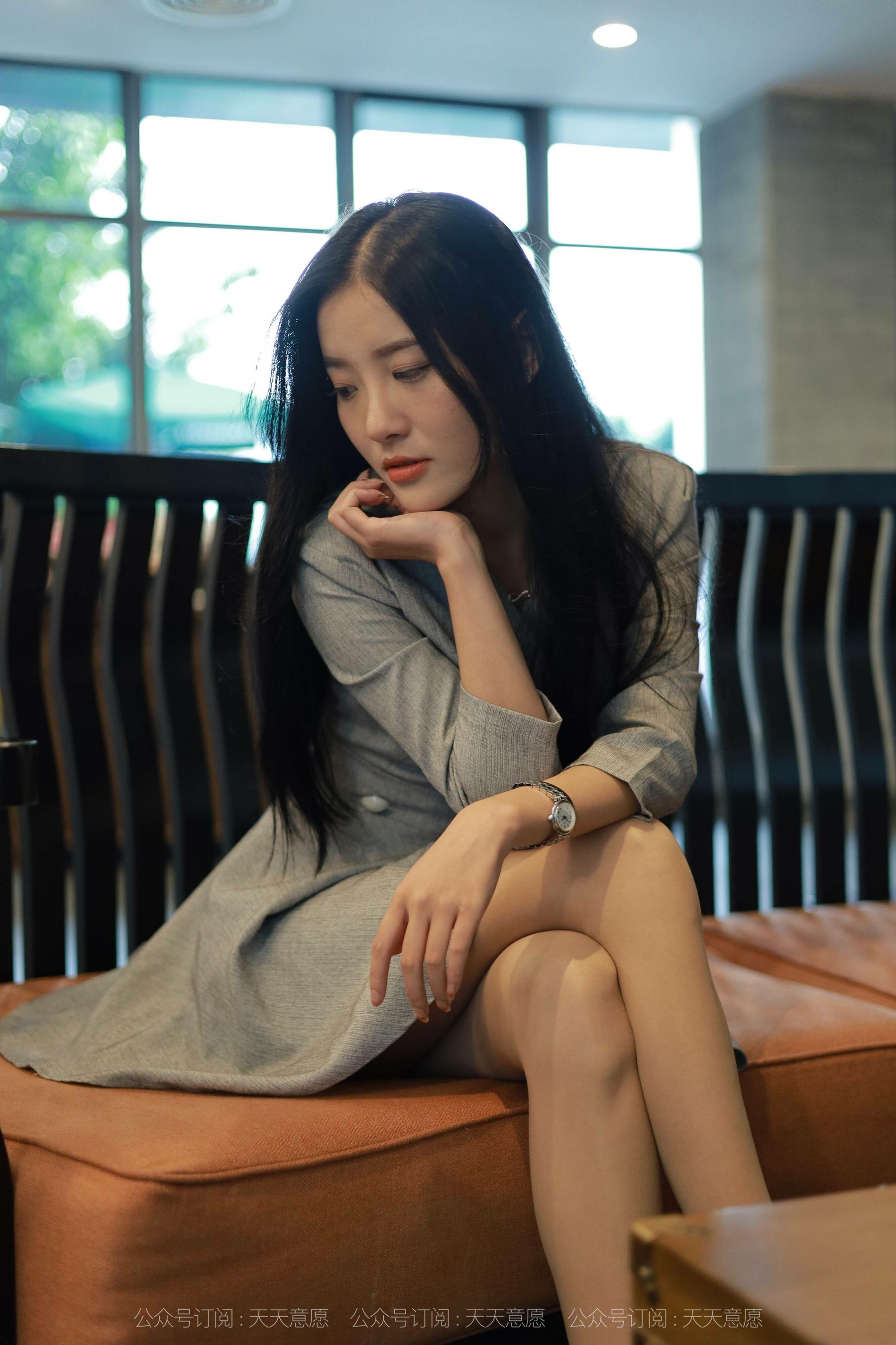 [异思趣向IESS]  模特 婉苹 《美女配咖啡》第16张