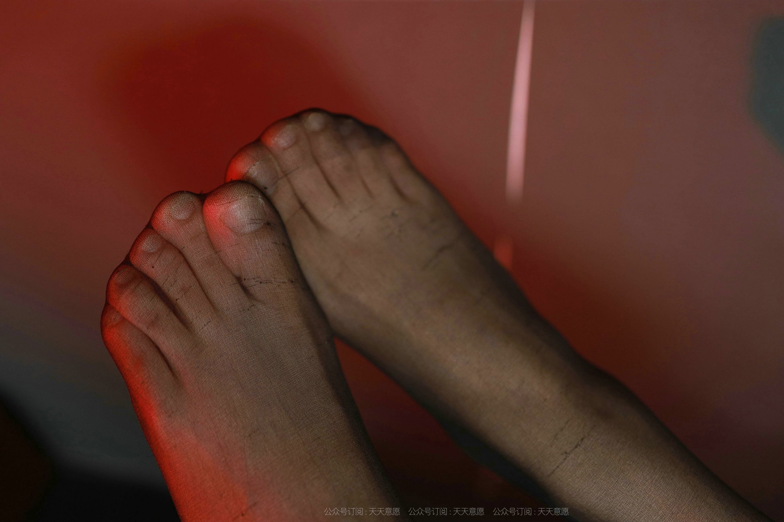 [IESS异思趣向]  模特：小婕《挂脖连衣裙》第13张