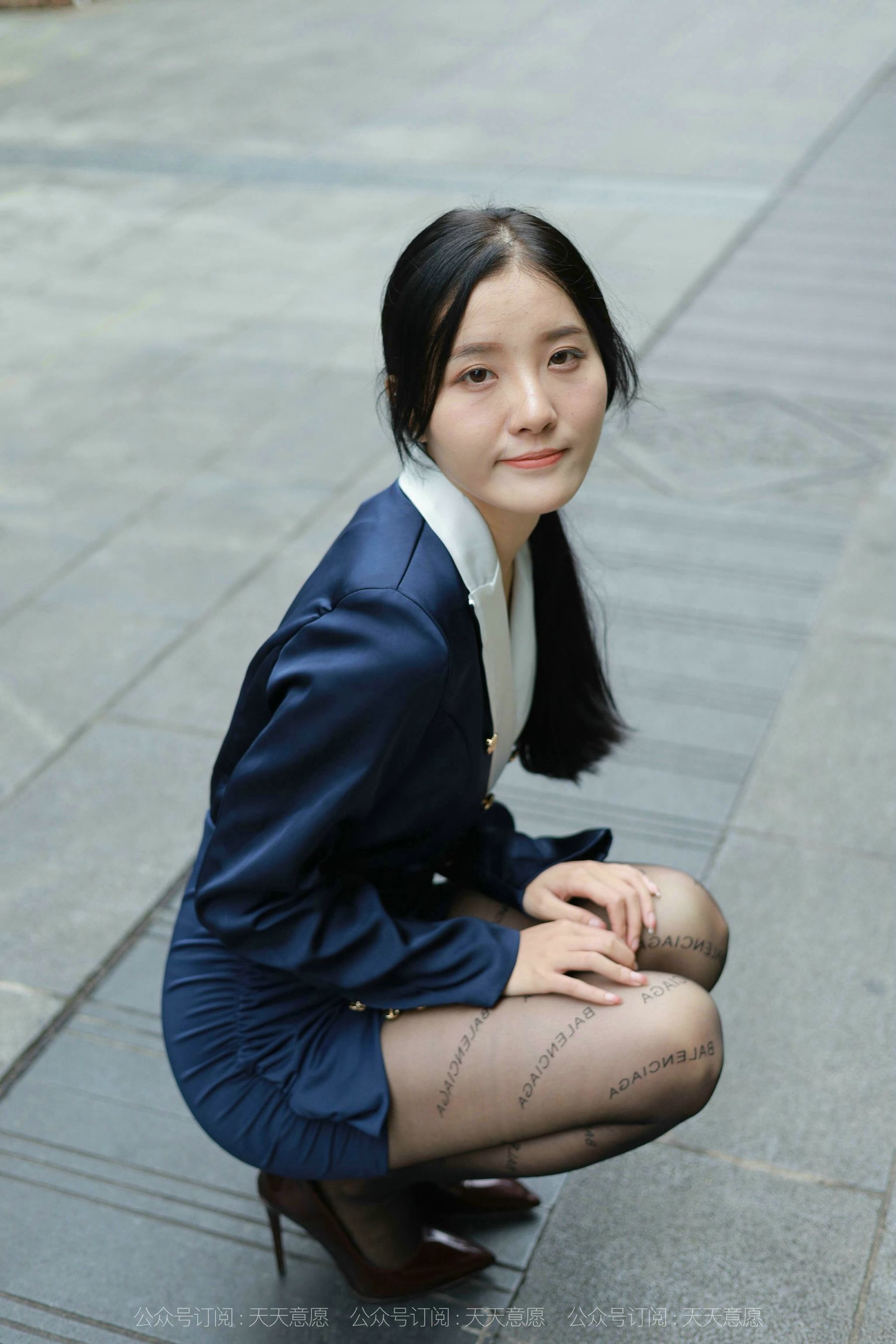 [IESS异思趣向]  模特：婉苹《OL性感包臀裙》第14张